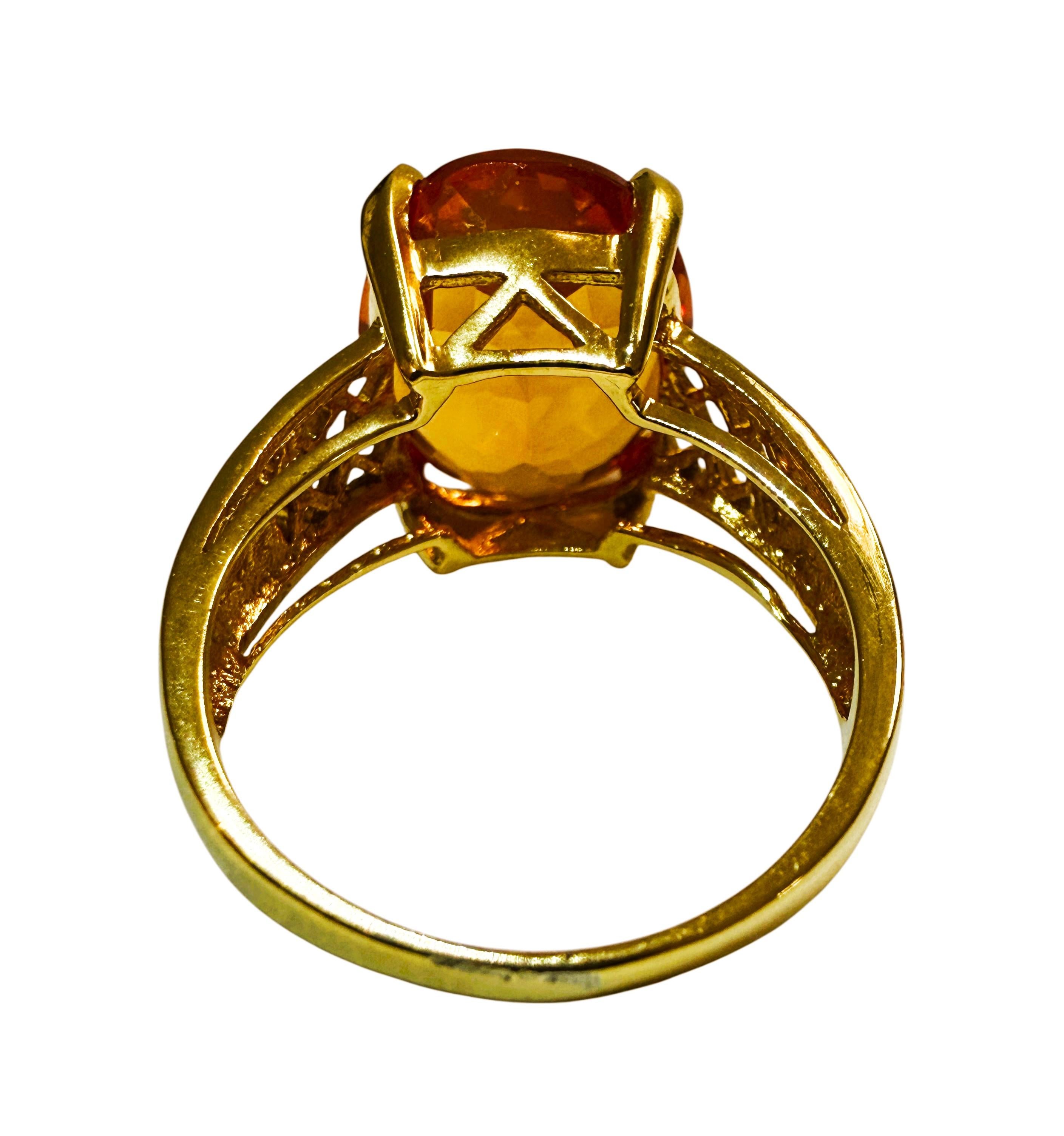 Taille ovale New 9.5 Carat Sunset Sapphire 24k Yellow Gold Plated Sterling Ring en vente
