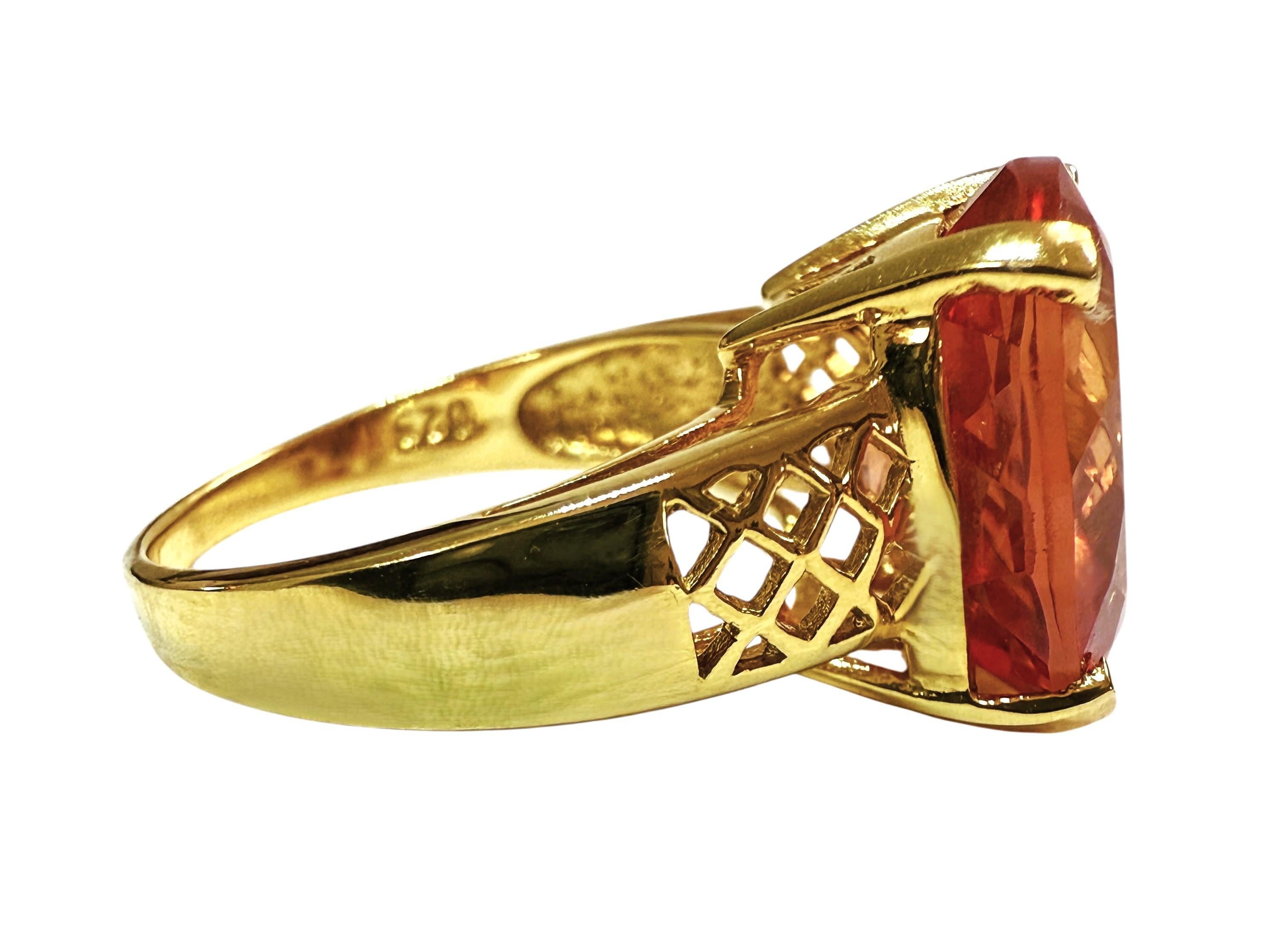 New 9.5 Carat Sunset Sapphire 24k Yellow Gold Plated Sterling Ring Neuf - En vente à Eagan, MN