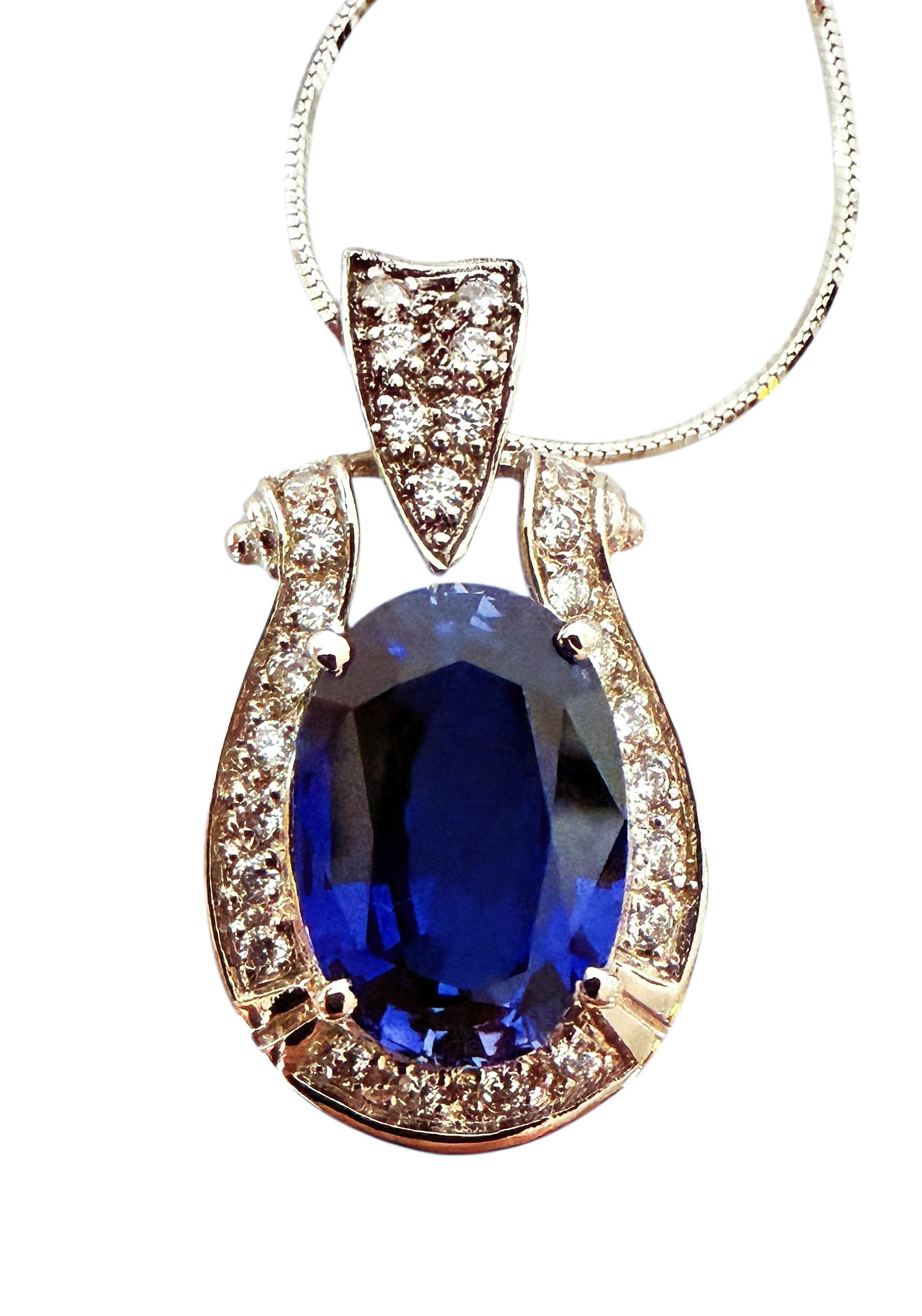 New 9.70 Carat Blue Sapphire & Diamond Cut Sapphire Sterling Necklace For Sale 4