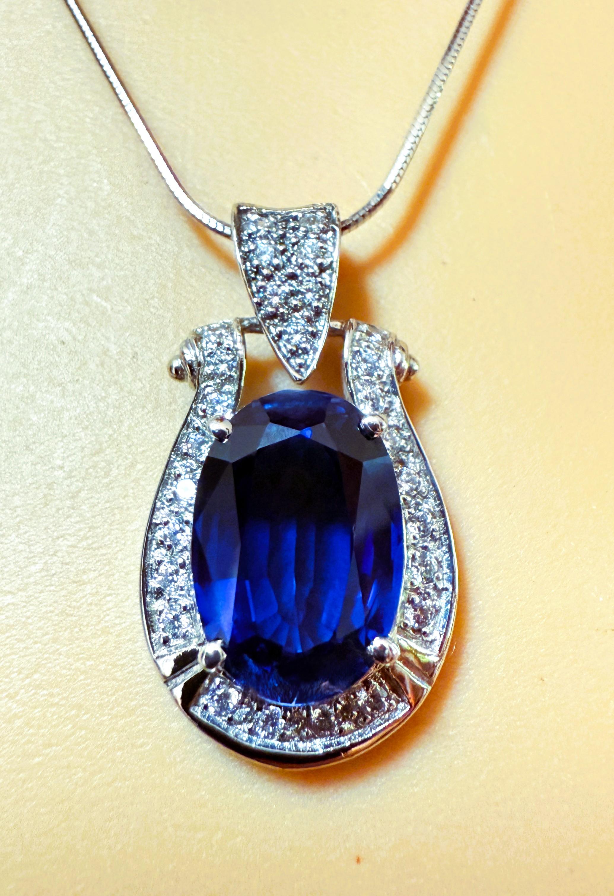 New 9.70 Carat Blue Sapphire & Diamond Cut Sapphire Sterling Necklace For Sale 1