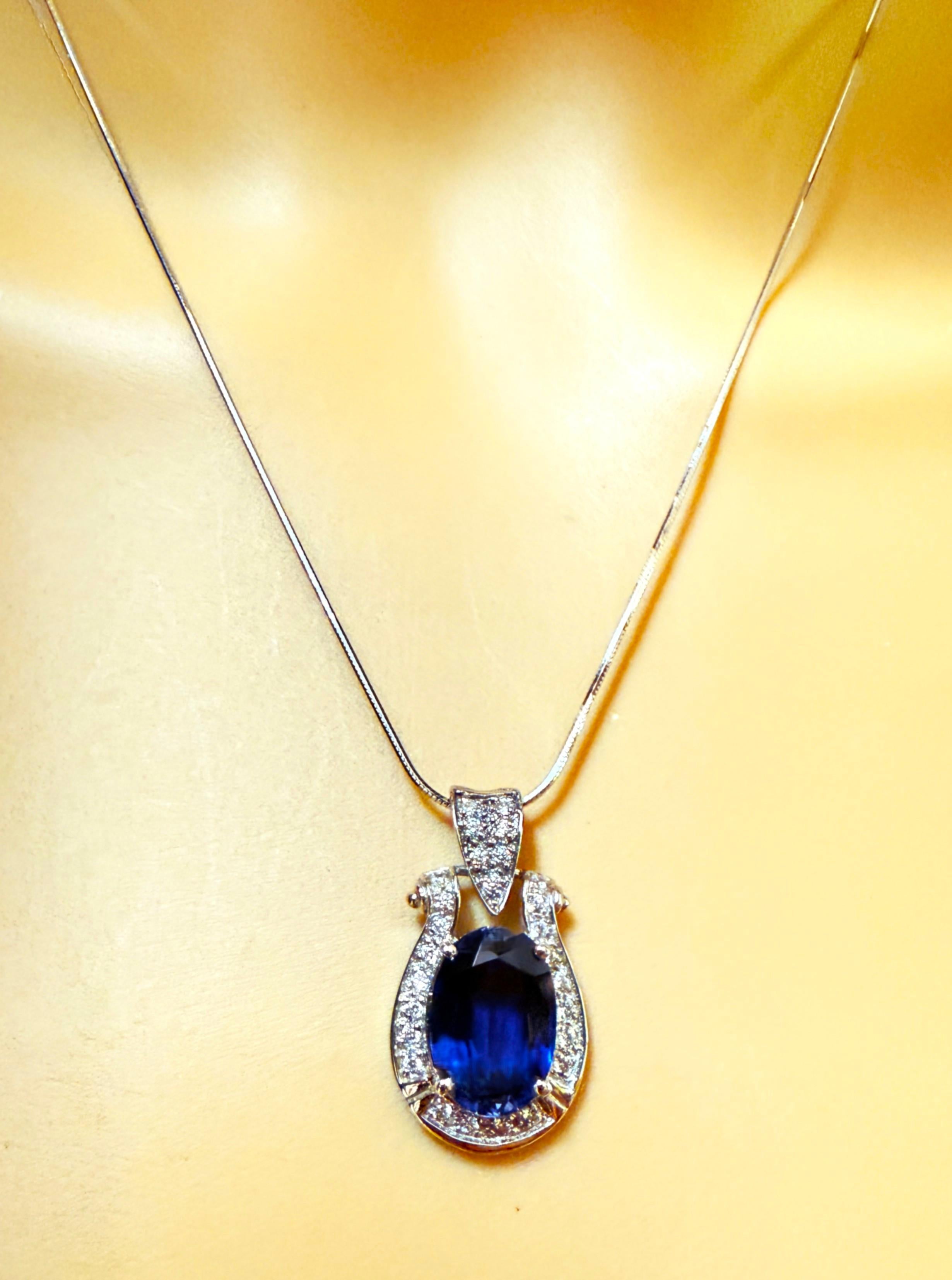 New 9.70 Carat Blue Sapphire & Diamond Cut Sapphire Sterling Necklace For Sale 2