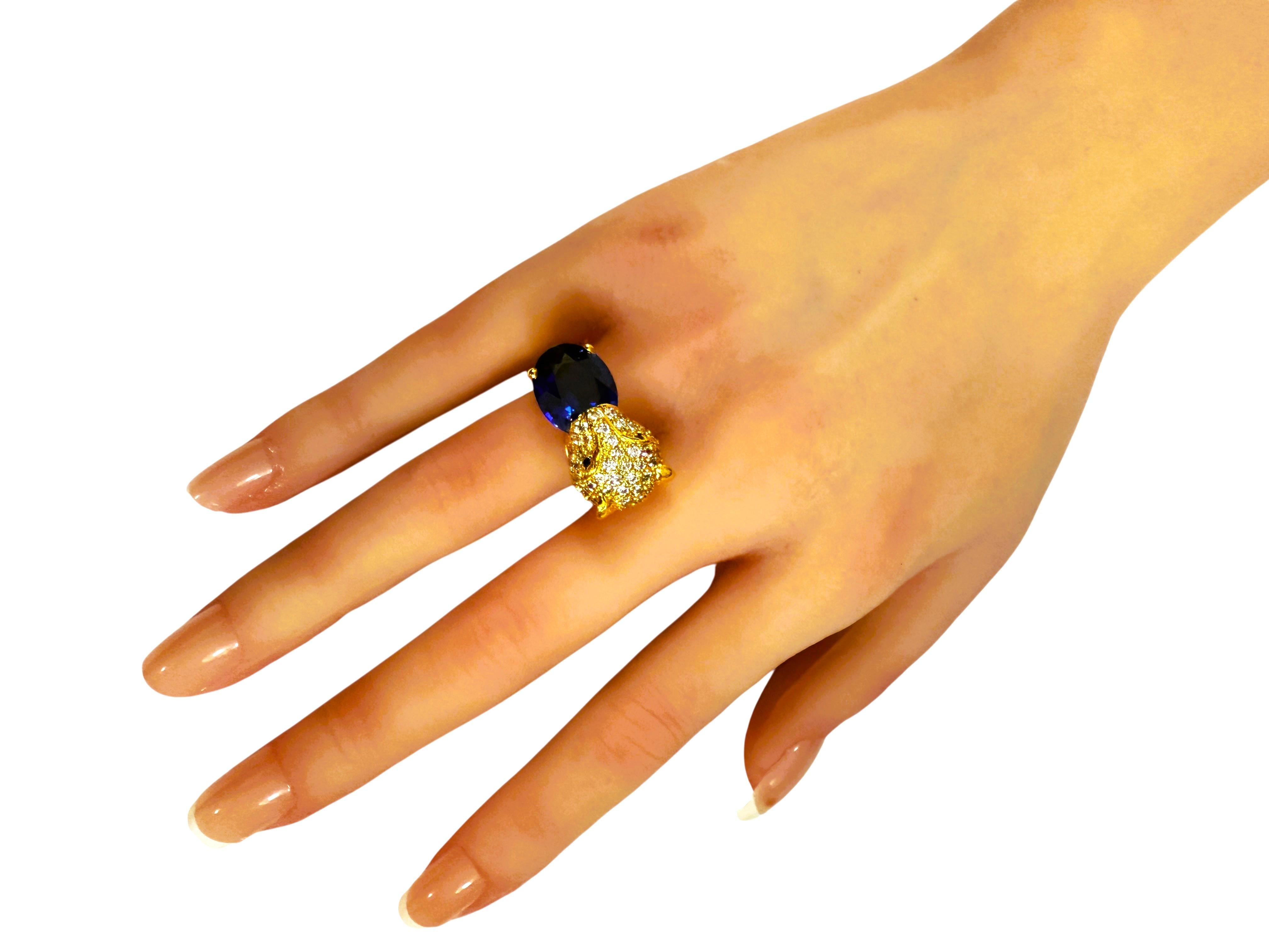 Women's New 9.70 Carat Oval & Diamond Cut Sapphire Leopard Y Gold PL Sterling Ring For Sale