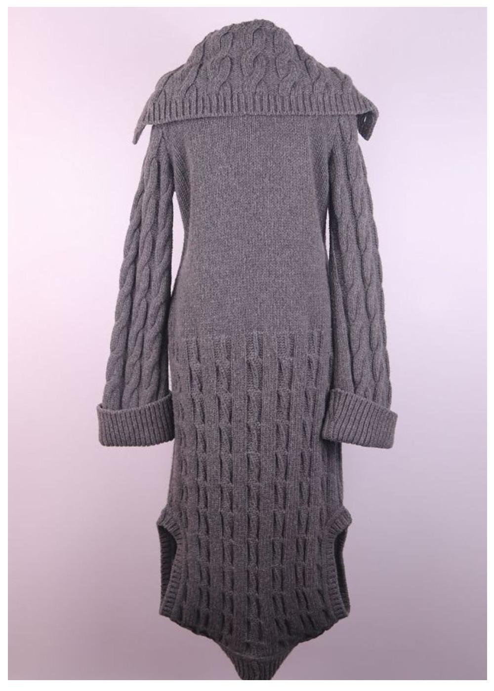 New A/W 2006 ALEXANDER McQUEEN The Widows of Culloden Knit Cardigan Coat For Sale 3