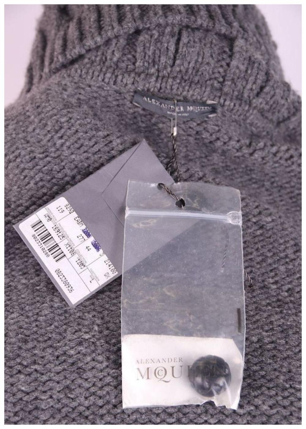 New A/W 2006 ALEXANDER McQUEEN The Widows of Culloden Knit Cardigan Coat For Sale 4