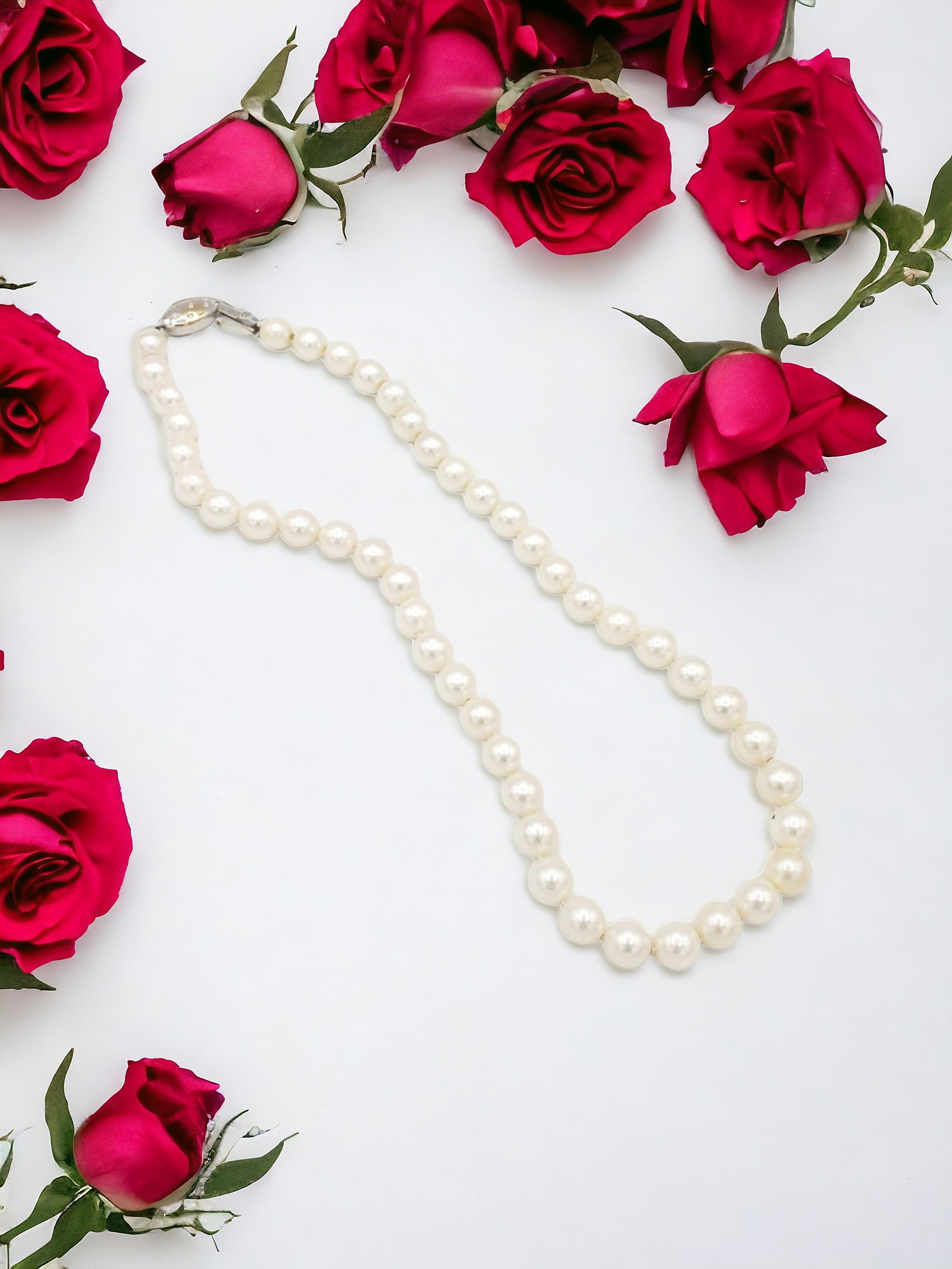 NEW AAA+ Quality Japanese Akoya Salt Water White Pearl Necklace For Sale 12