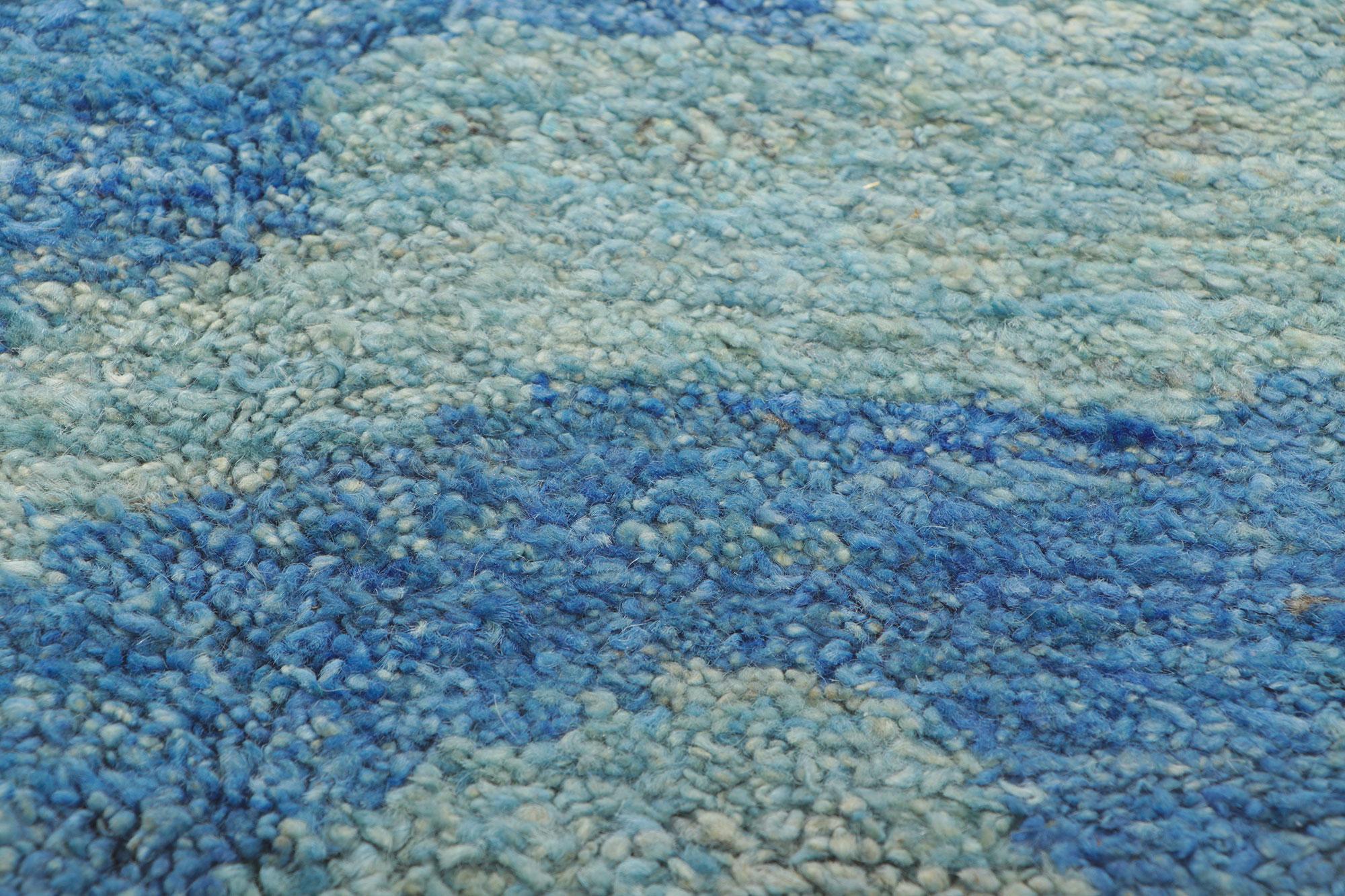 Neuer abstrakter marokkanischer Teppich (Handgeknüpft) im Angebot