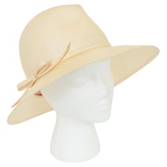 New Adolfo Ivory Straw Wide Brim Panama Fedora Hat w Self Ribbon – M, 1960s