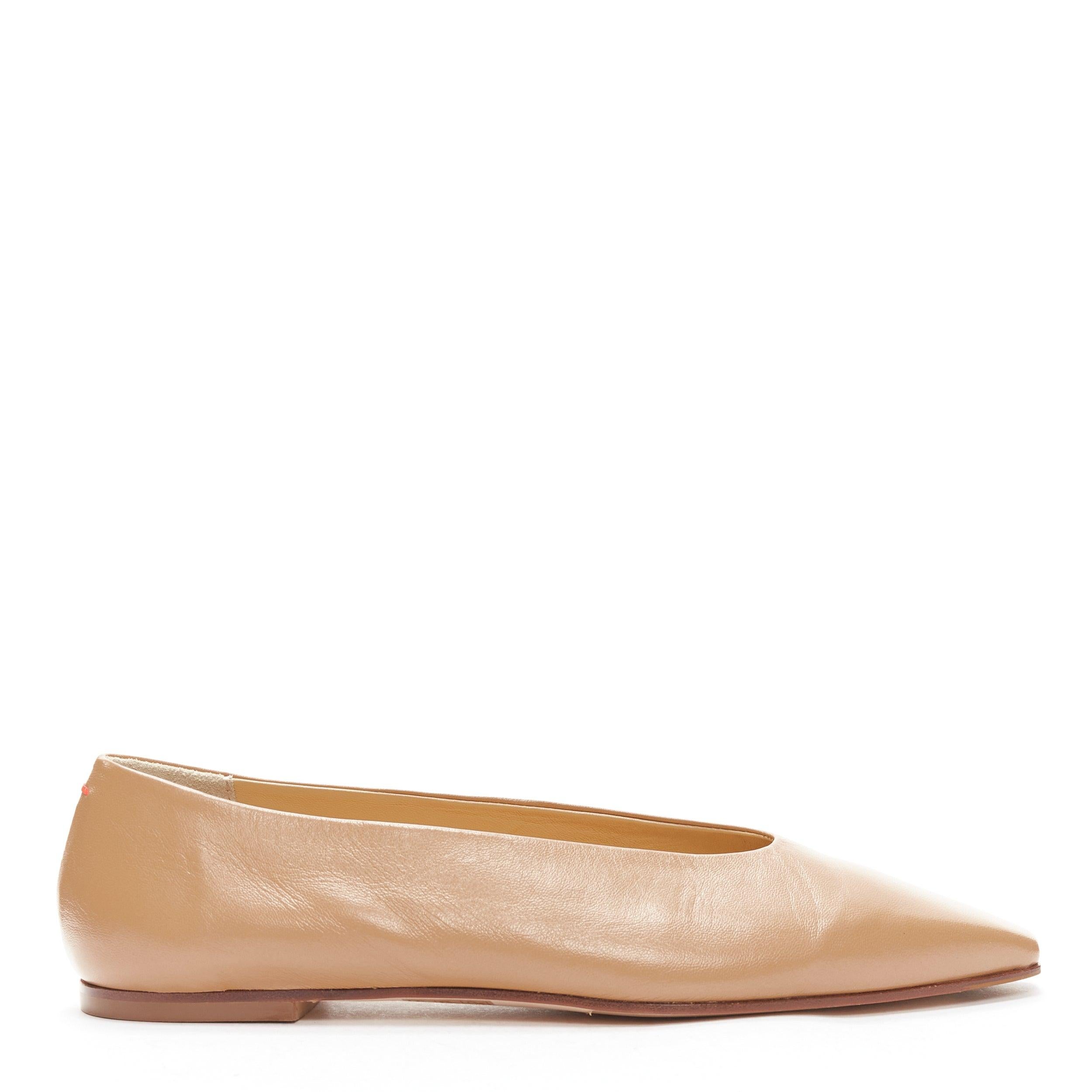 new AEYDE nude smooth leather square toe ballet flats EU37
Reference: SNKO/A00376
Brand: Aeyde
Material: Leather
Color: Nude
Pattern: Solid
Closure: Slip On
Lining: Nude Leather
Extra Details: Hazelnut brown leather Moa pointed-toe ballerinas from