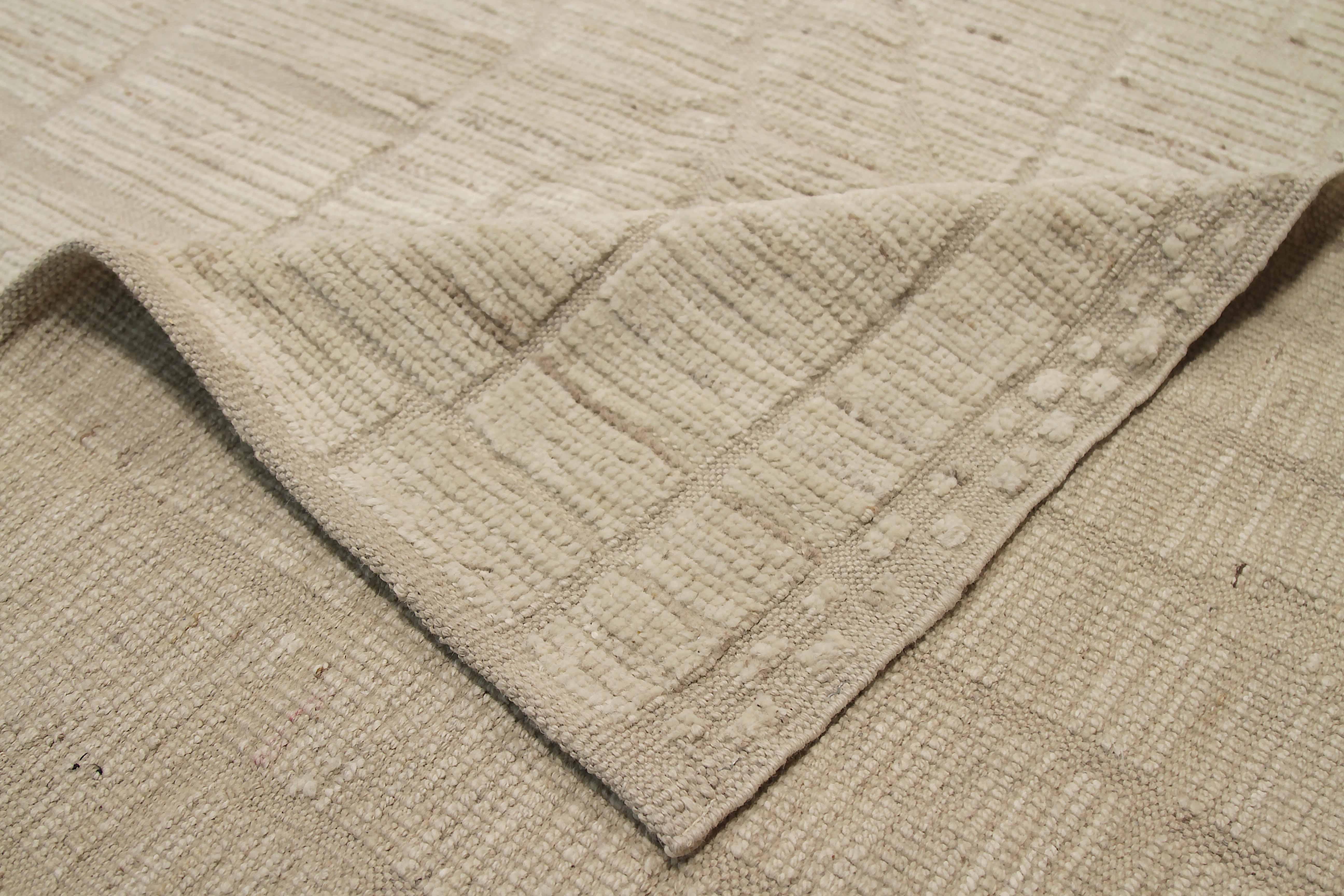 20th Century Afghanistan Moroccan Over Size Rug Circa 1990 - Wool Ivory Taupe Design - 92175 For Sale