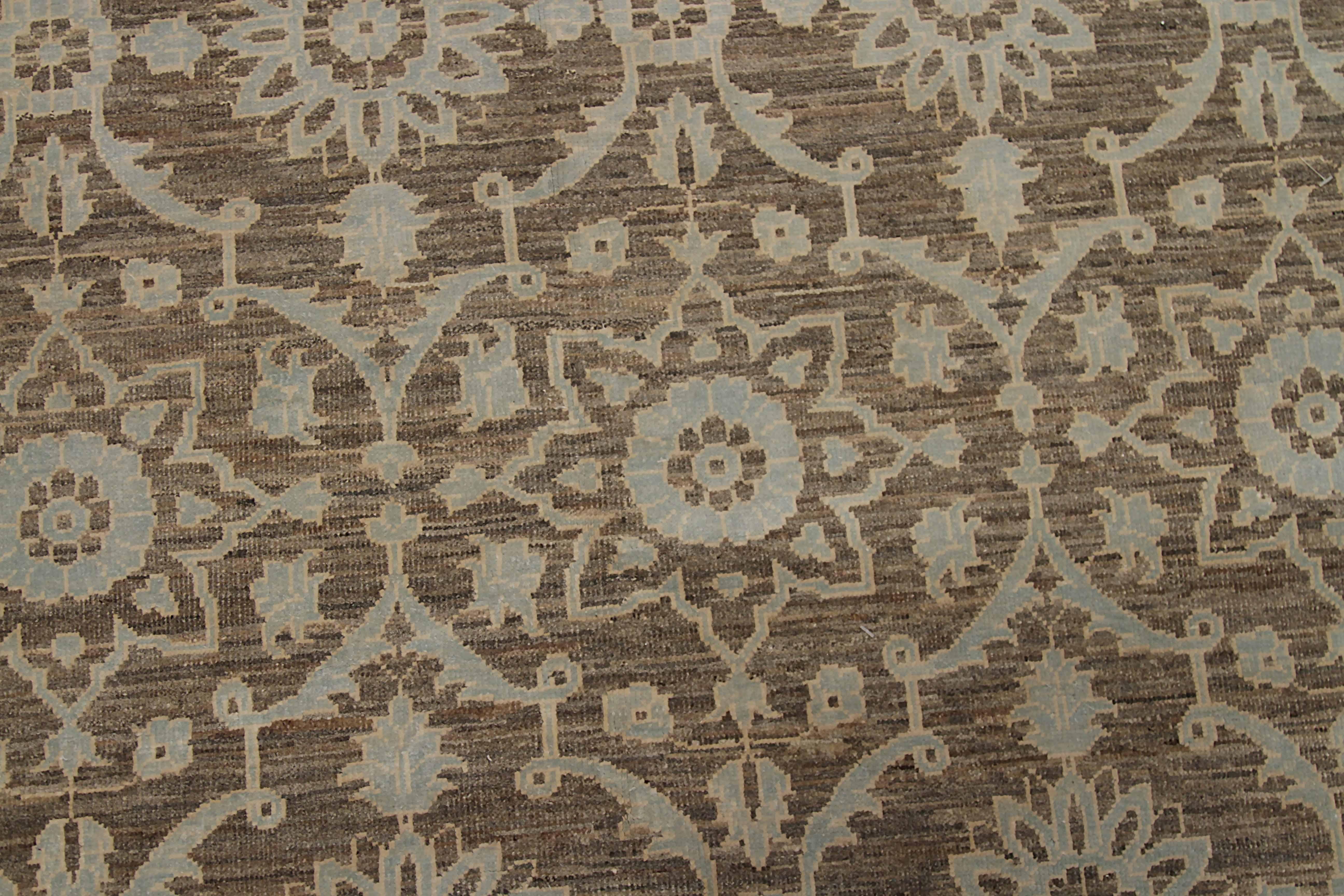 New Afghan Area Rug Transitional Design In New Condition For Sale In Dallas, TX