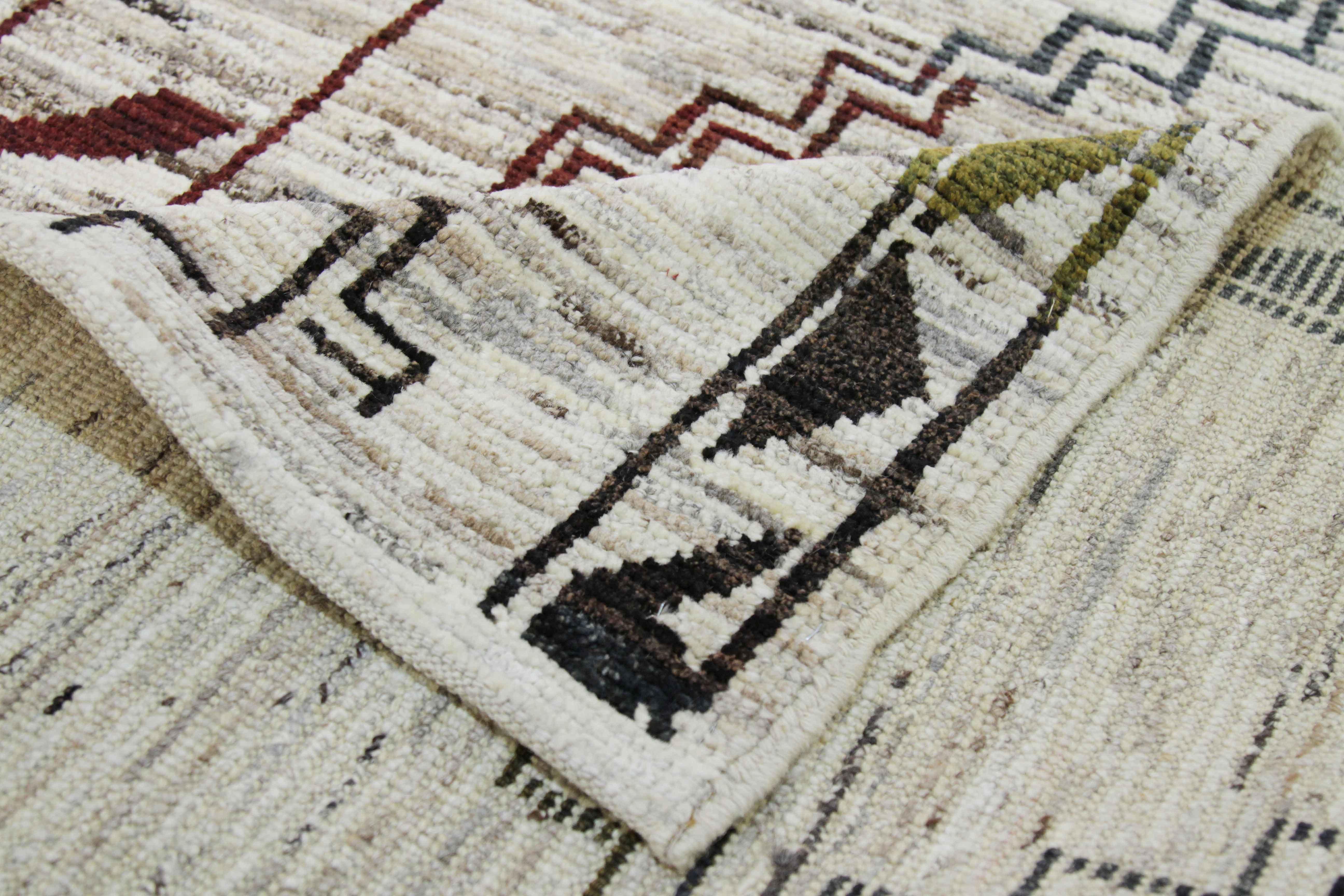Neu Afghanischer Teppich im marokkanischen Stil mit bunter Mischung aus Stammesmustern (21. Jahrhundert und zeitgenössisch) im Angebot