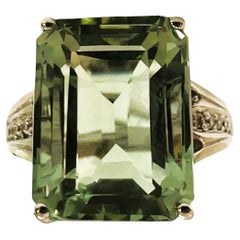 New African 10.30 Ct  Green & White Sapphire Sterling Ring Size 7