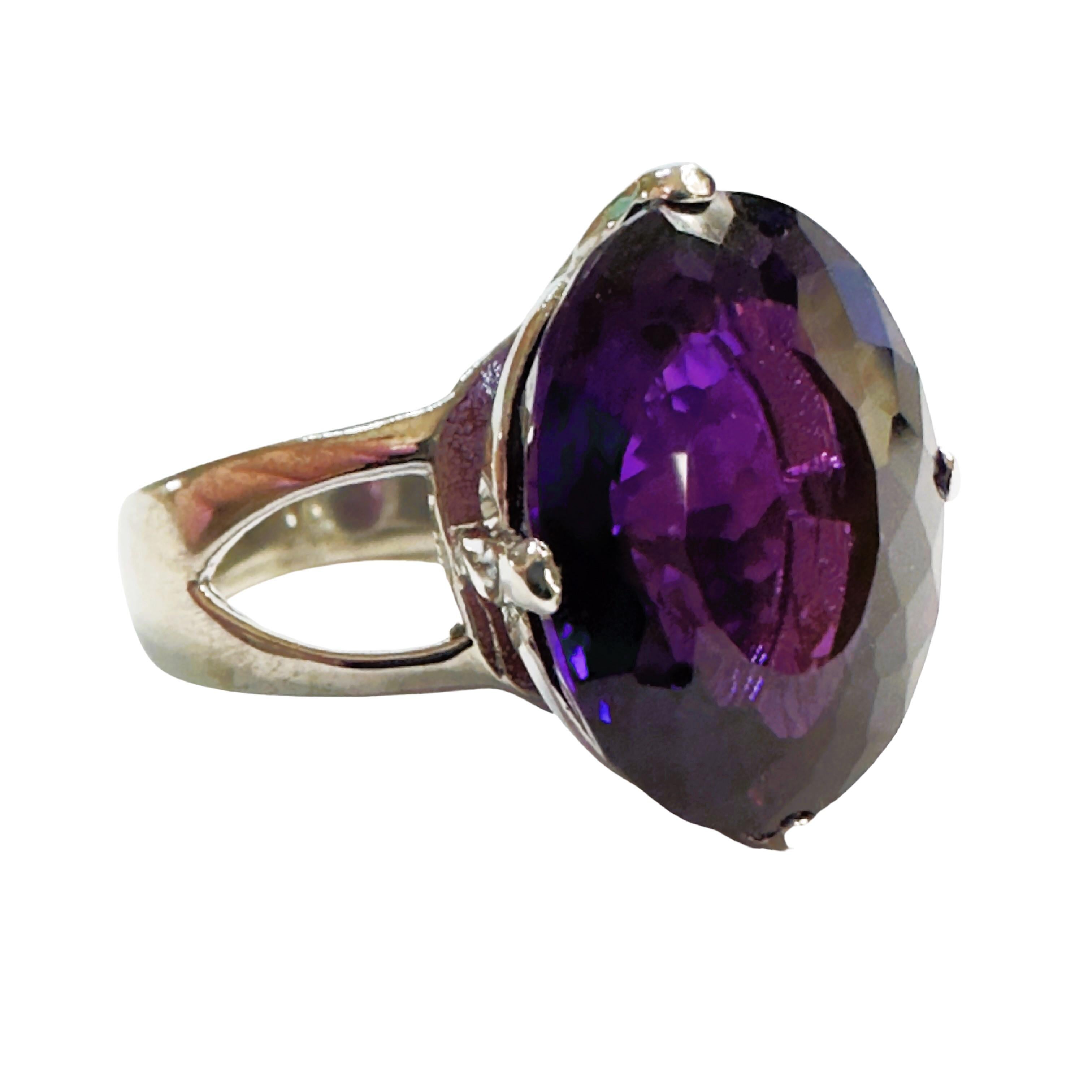 Women's New African 11.80 Ct Purple Amethyst Sterling Ring Size 6.25 For Sale