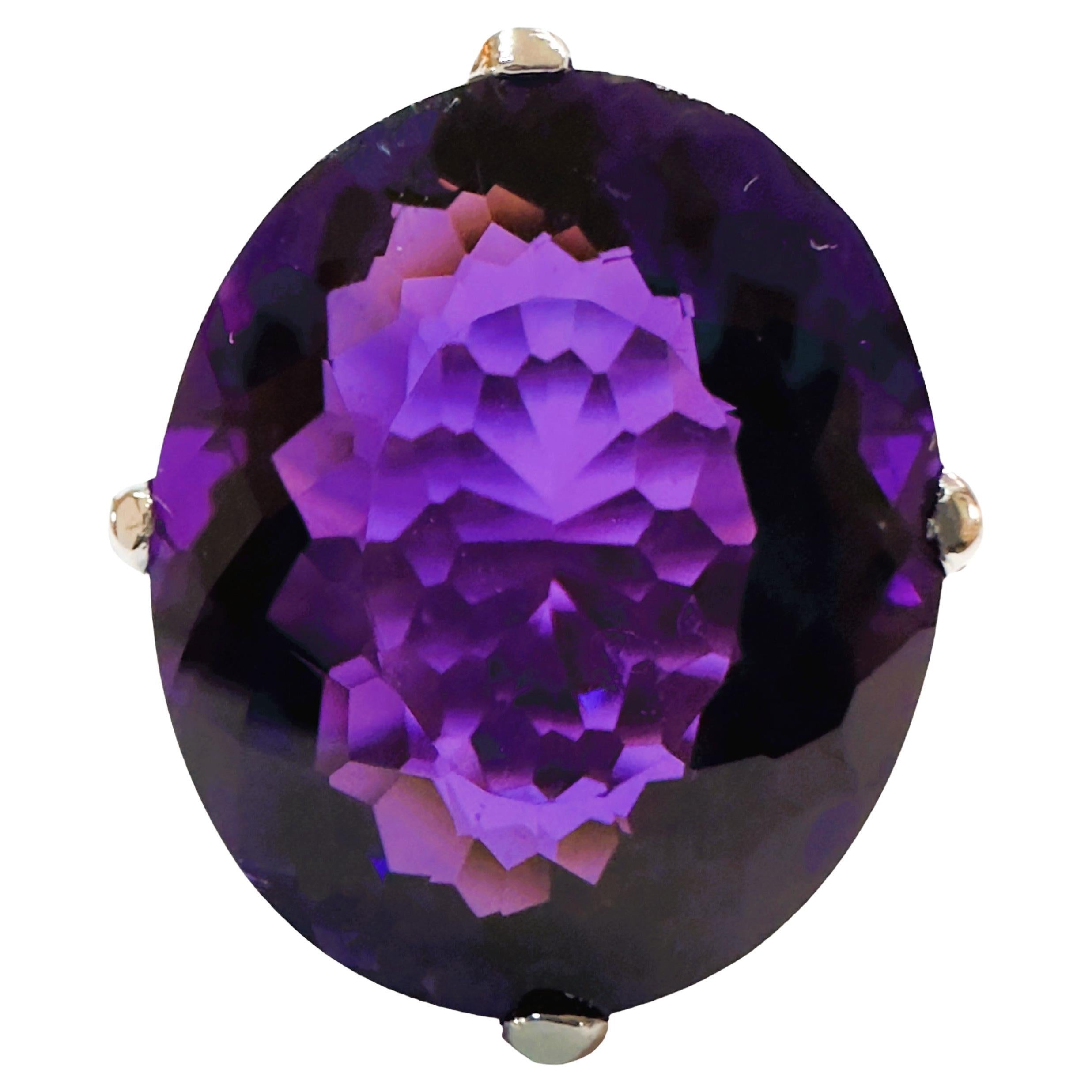 New African 11.80 Ct Purple Amethyst Sterling Ring Size 6.25 For Sale
