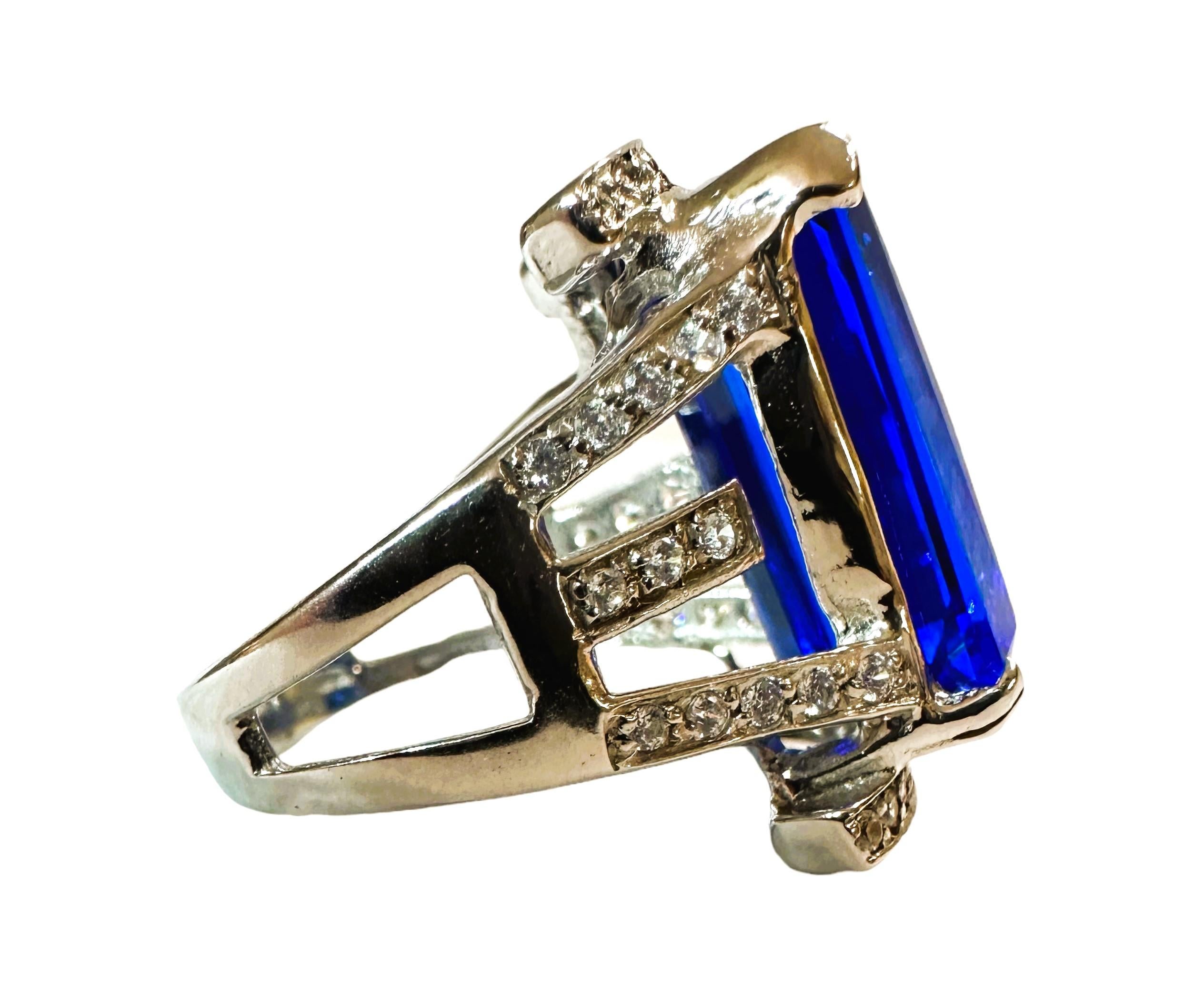 New African 12.0 ct Neon Blue Topaz & White Sapphire Sterling Ring Size 6 In New Condition In Eagan, MN