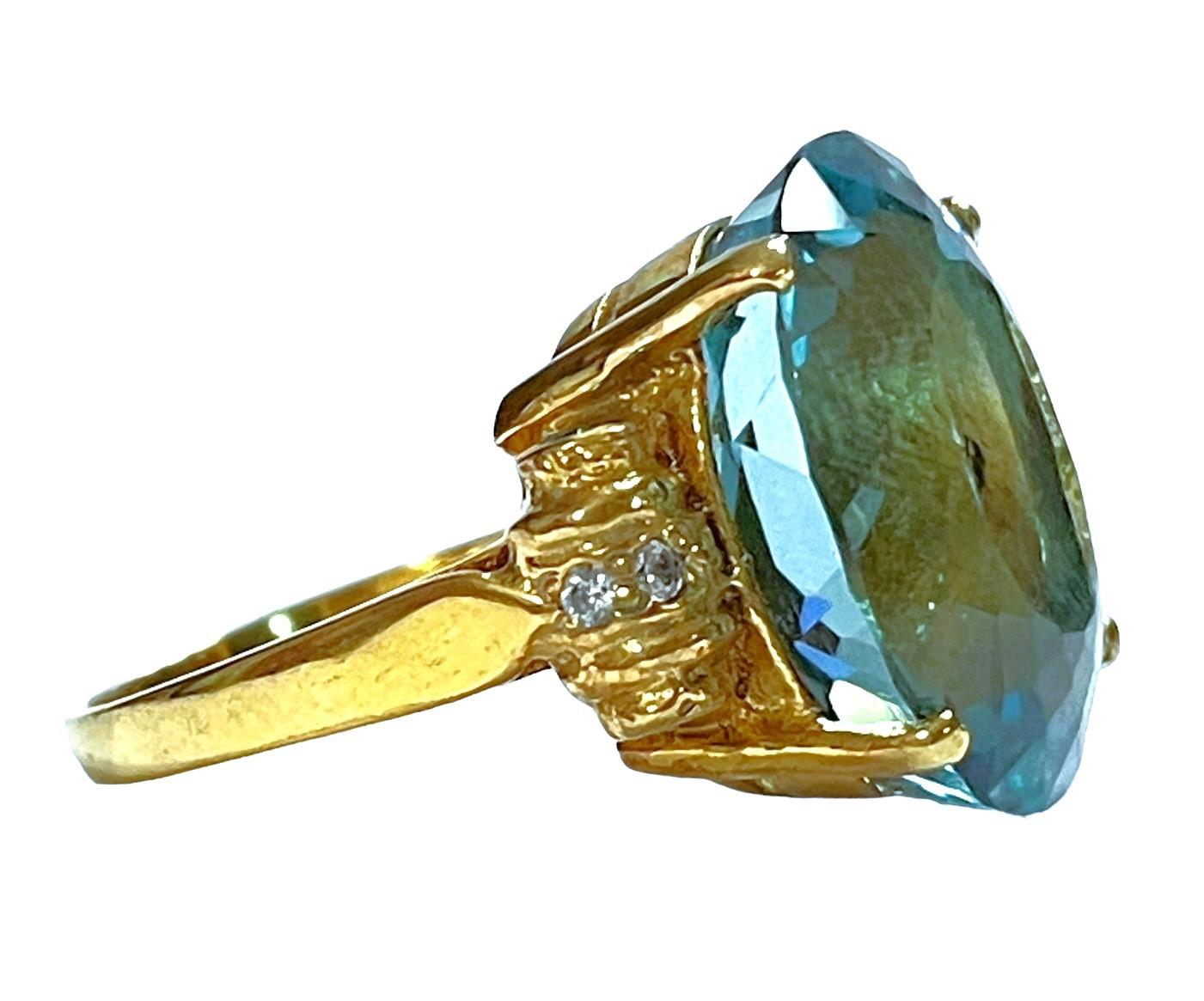 New African 13.5 Ct Swiss Blue Topaz & Blue Apaptite YGold Plated Sterling Ring In New Condition In Eagan, MN