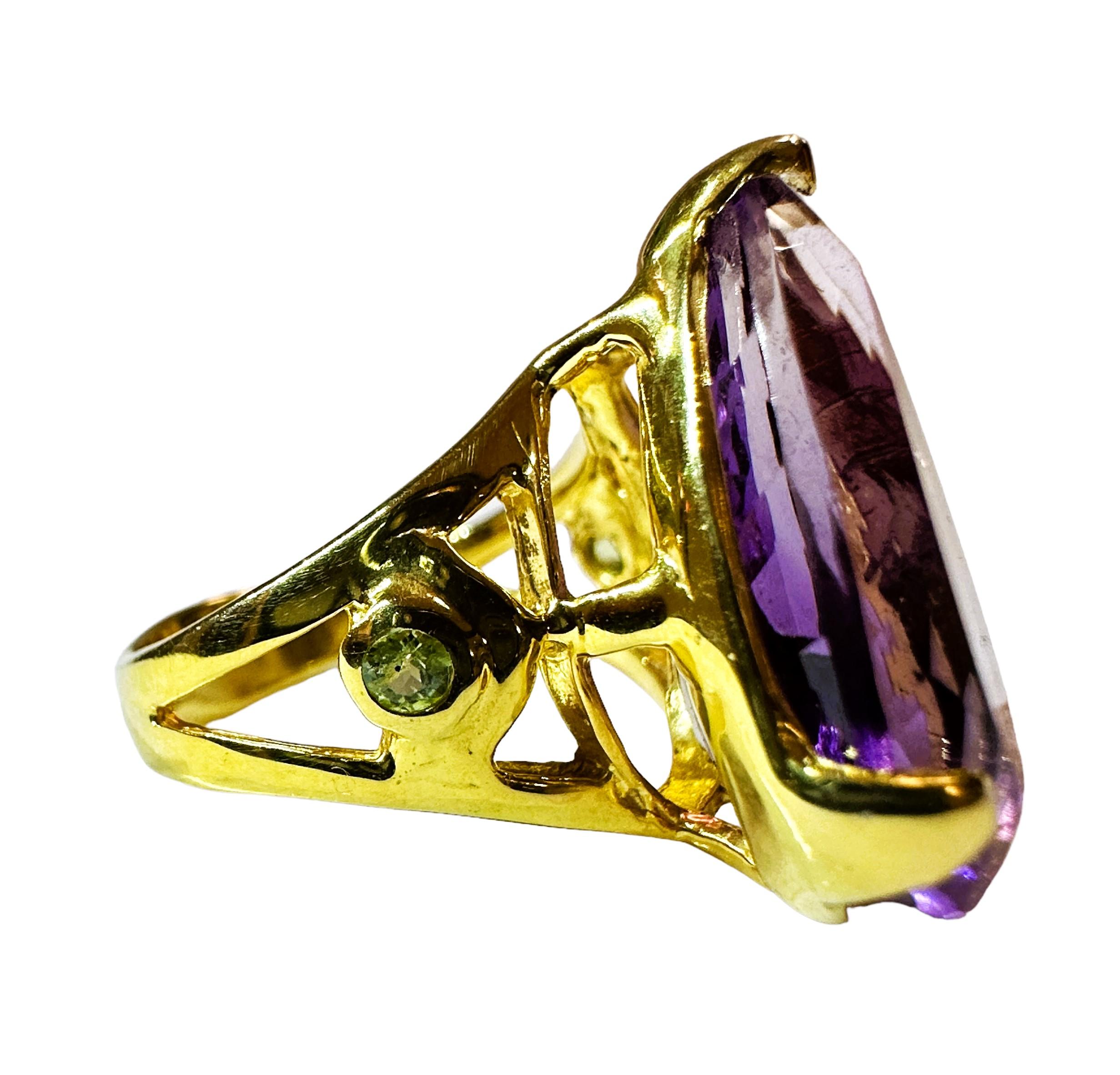 Neuer afrikanischer 16 Karat lila Amethyst-Gelbvergoldeter Sterling-Ring Größe 7,5 (Tropfenschliff)