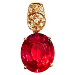 Neuer afrikanischer 17,42 Karat rosa orangefarbener Padparadscha & Sapp vergoldeter Sterling-Anhänger