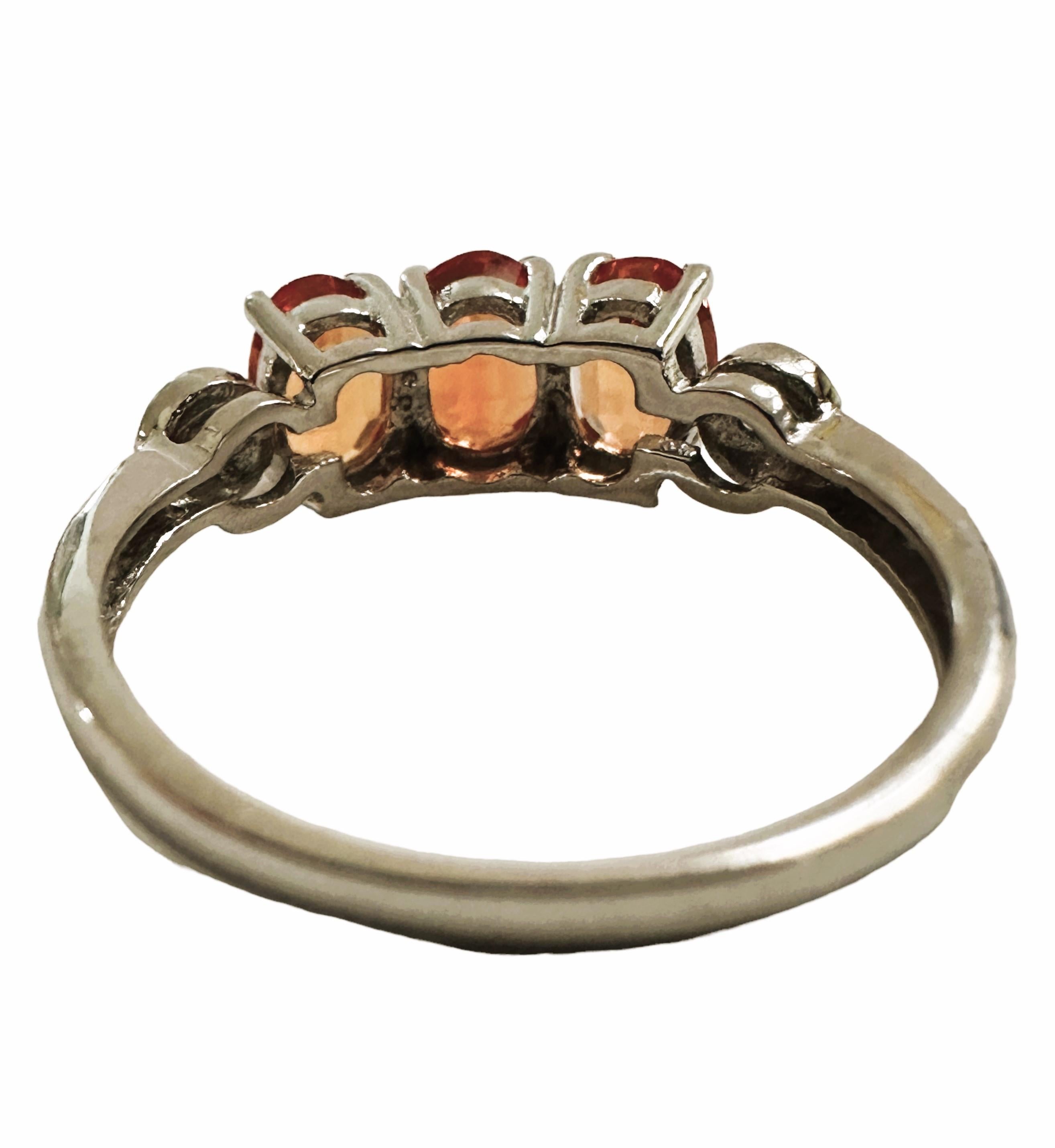 New African 2 Ct Mandarin Orange Granat & Weißer Saphir Sterling Ring (Ovalschliff)