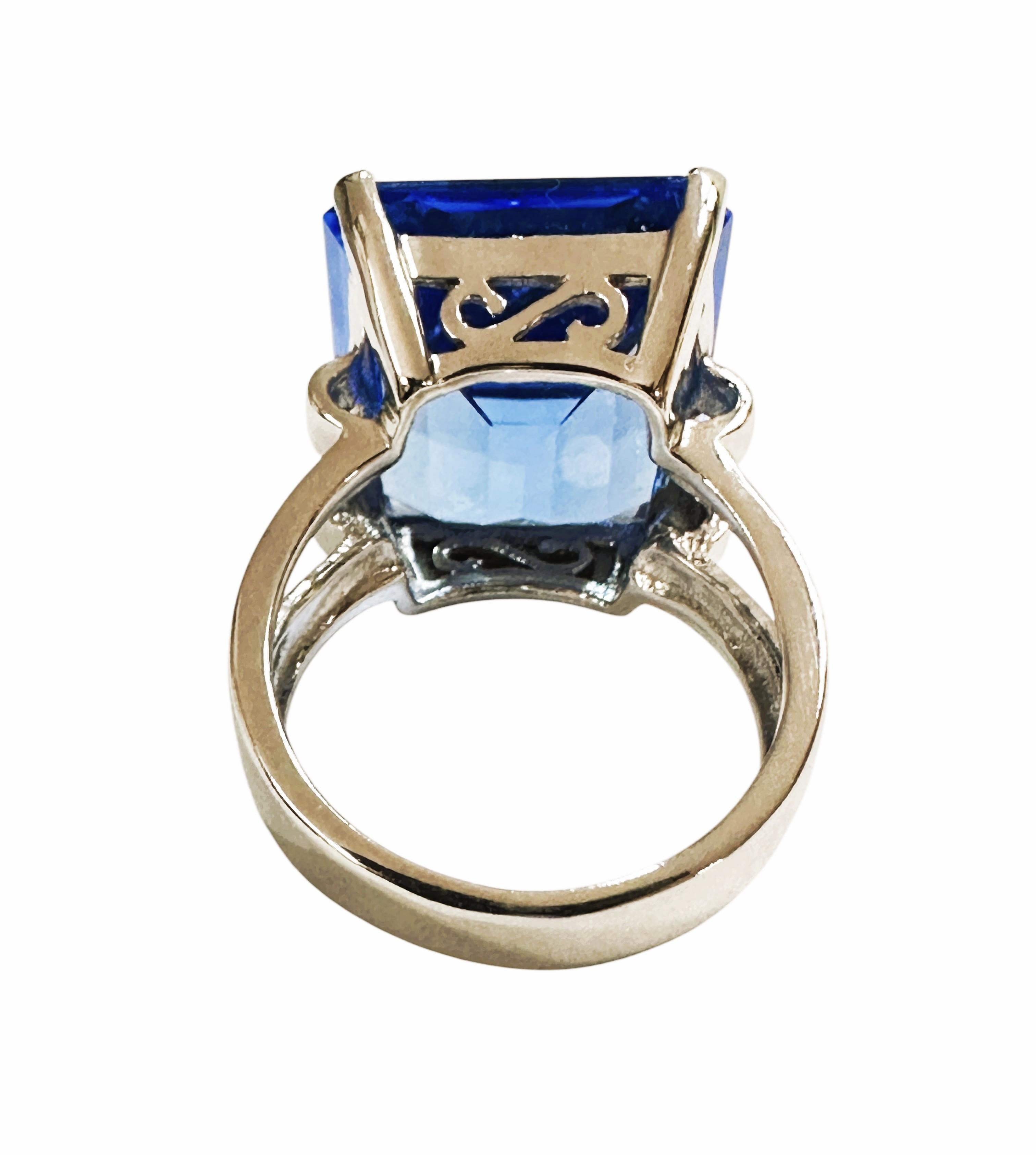  New African 21.8 Ct Swiss Blue Topaz Sterling Ring Size 7.5 Pour femmes 