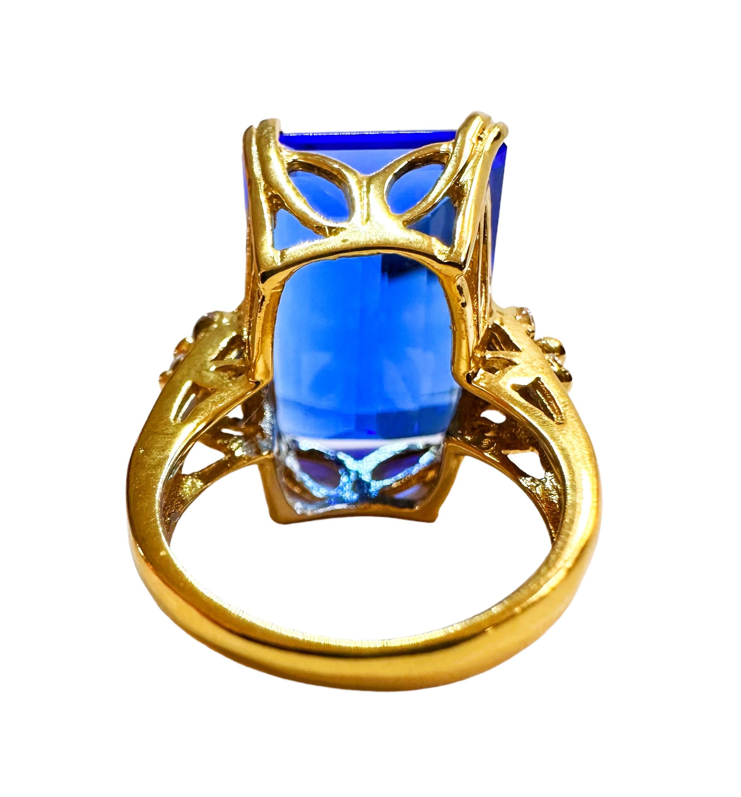 Neuer afrikanischer 23,60 intensiver blauer Topas & weißer Saphir Y vergoldeter Sterling-Ring (Art déco)