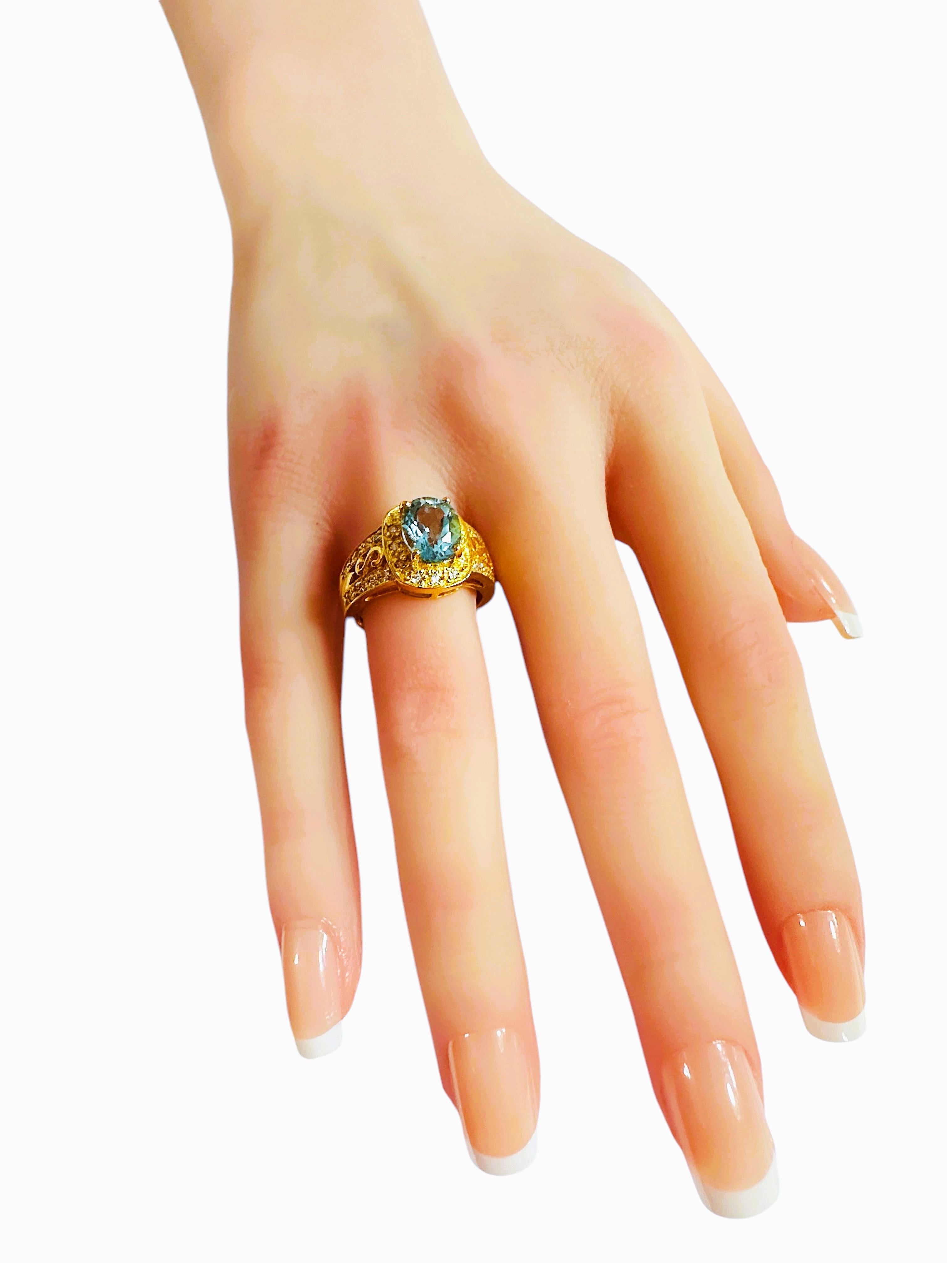 Nuevo Anillo de oro de ley con zafiro verde de 3.13 quilates y zafiro talla diamante R en venta 2