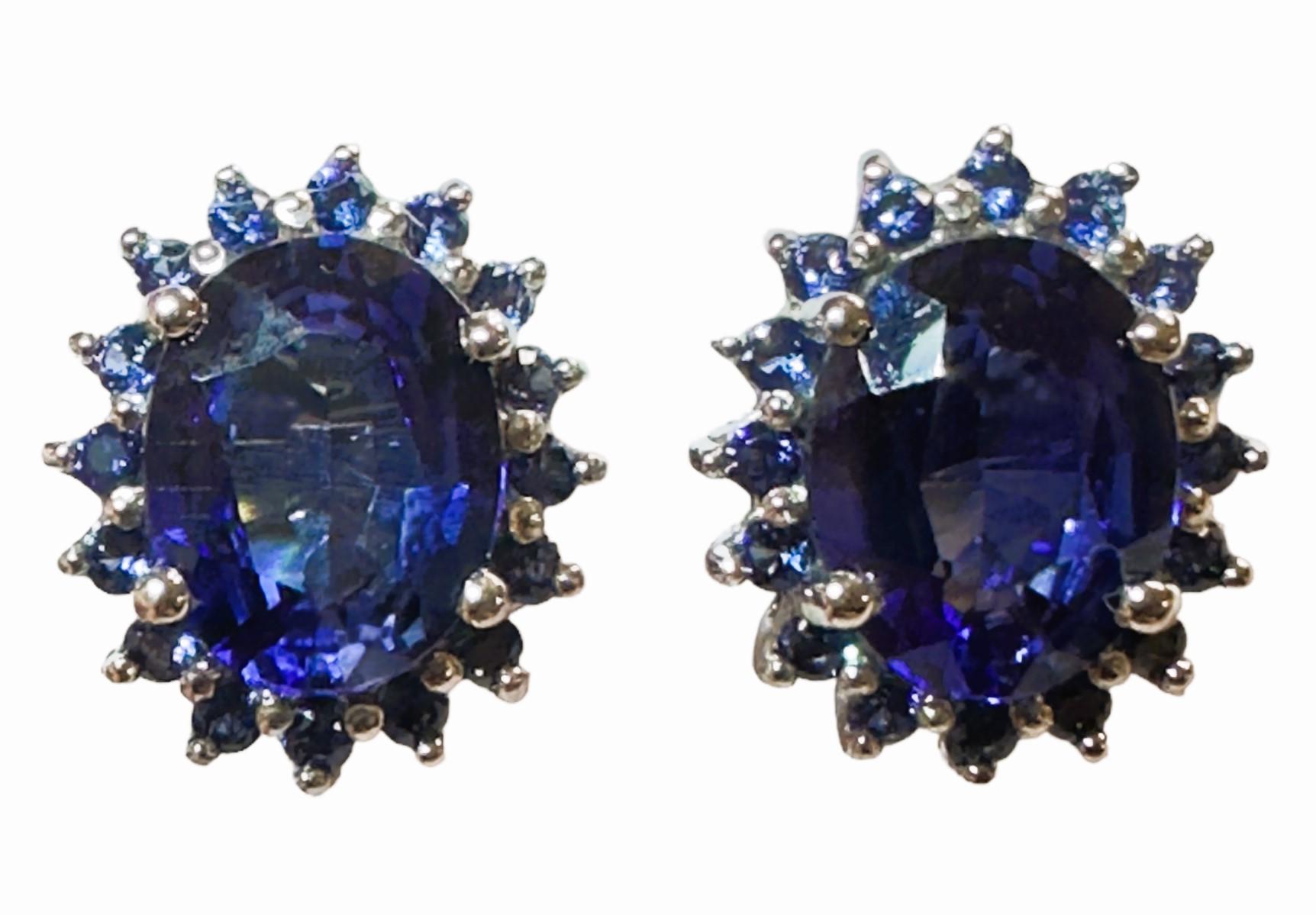 New African 3.90 ct Royal Blue Sapphire Sterling Ohrringe Damen im Angebot