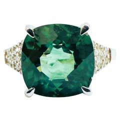 New African 4.30 Ct Green Garnet Sapphire 
White Sapphire Sterling Ring