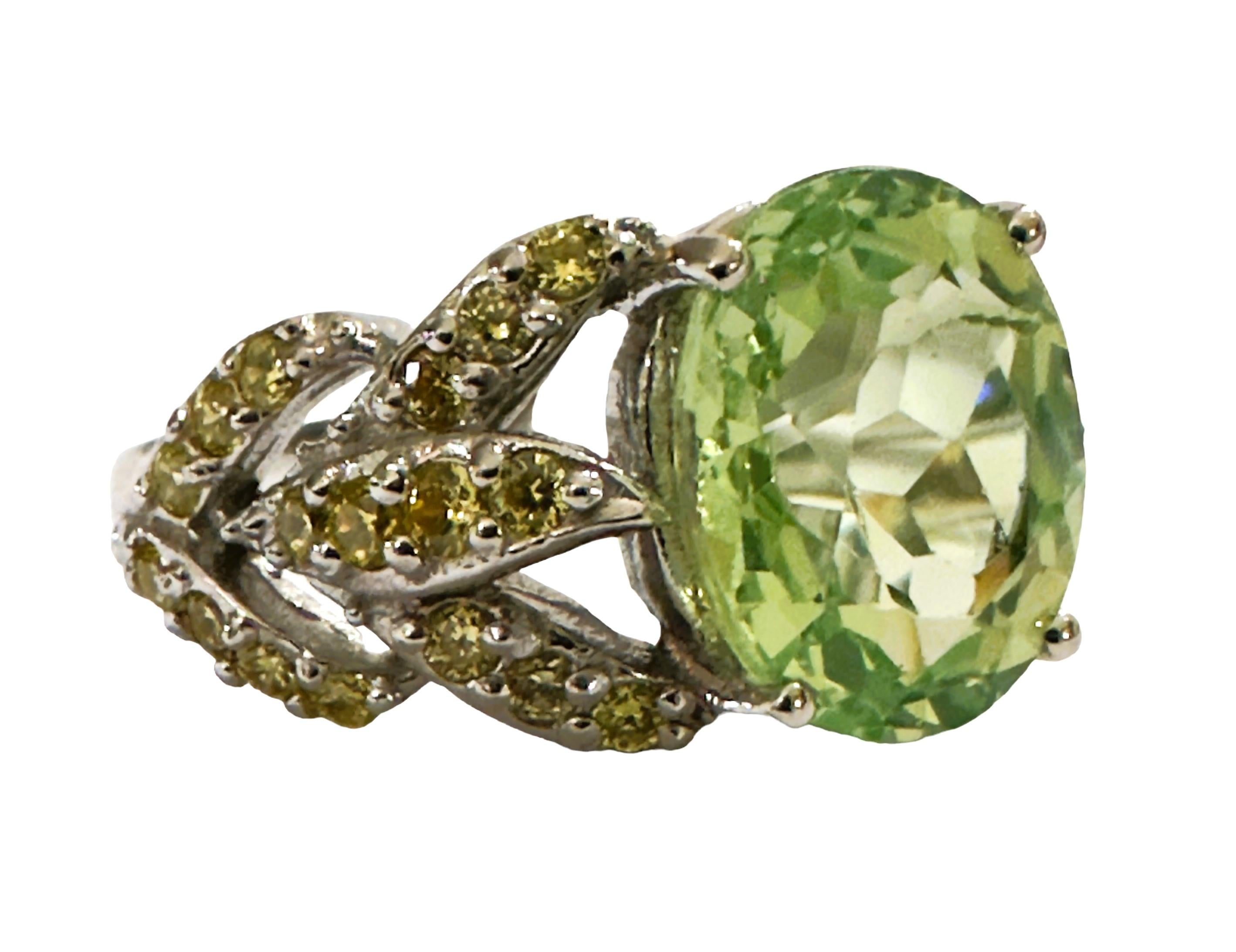 New African 4.70 Ct Green Amethyst & Yellow Sapphire Sterling Ring  In New Condition For Sale In Eagan, MN