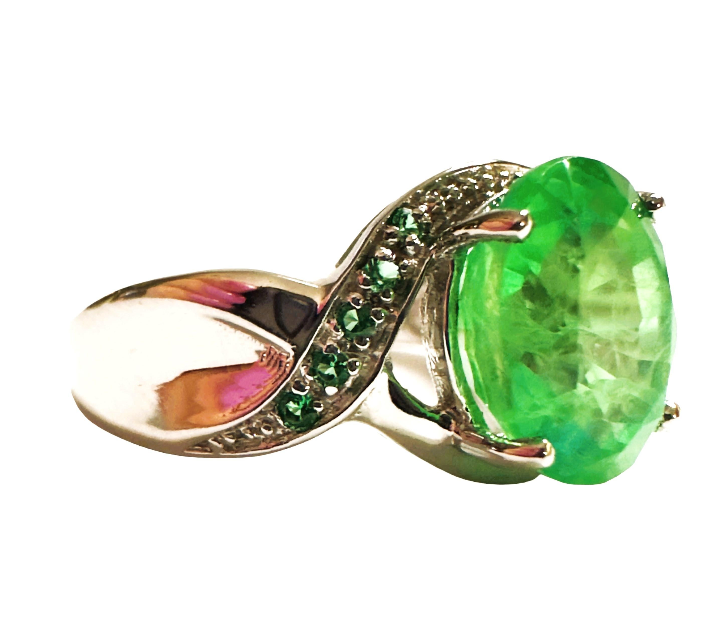 Women's New African 5 Ct Emerald Green Garnet Sapphire & Tsavorite Sterling Ring  For Sale