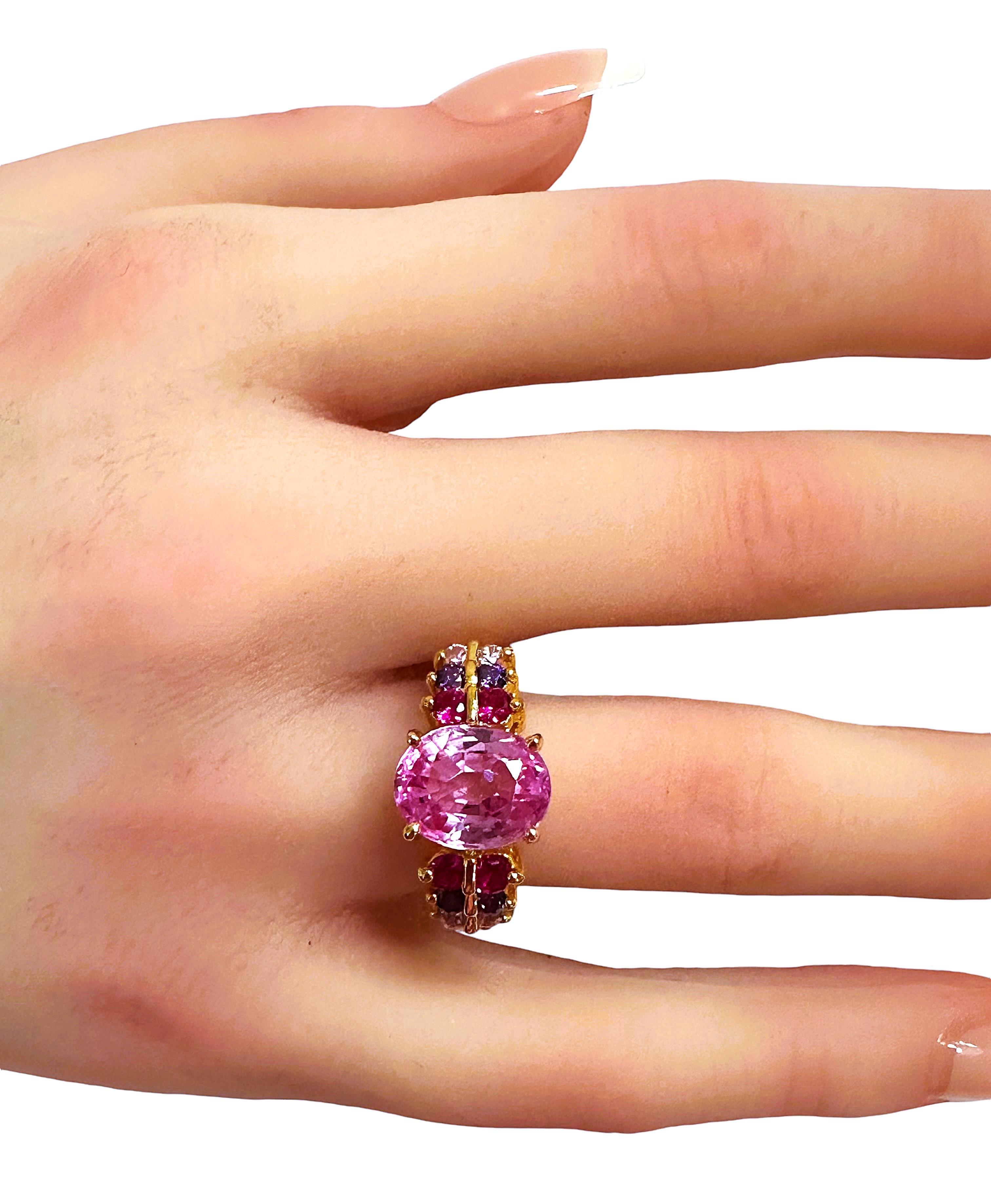 Nuevo anillo de oro de ley de 5,1 quilates de zafiro rosa y zafiro talla diamante YGold 1