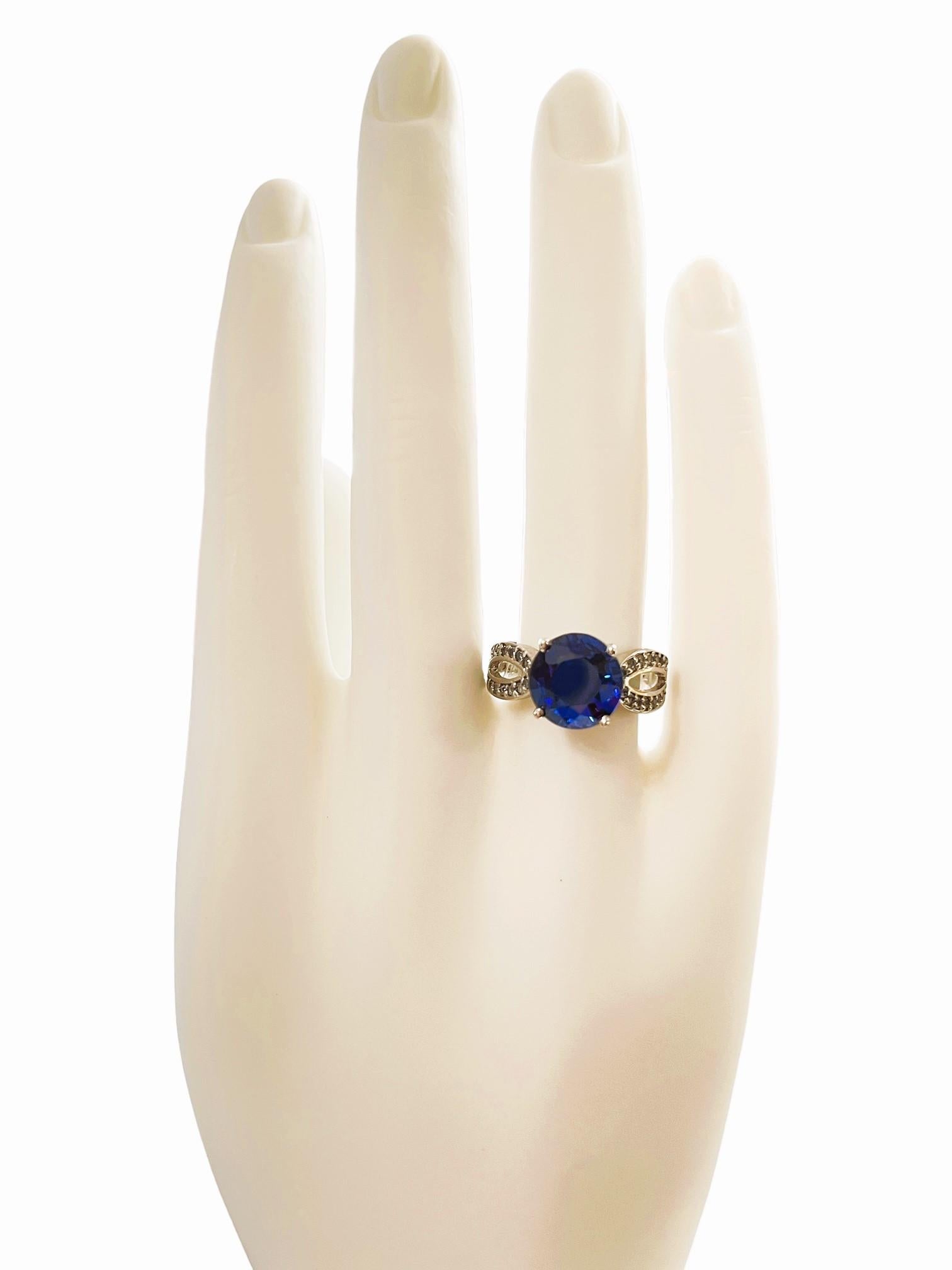 New African 5.2 Ct Kashmir Blue & Light Blue Sapphire Sterling Ring 3