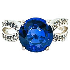 New African 5.2 Ct Kashmir Blue & Light Blue Sapphire Sterling Ring