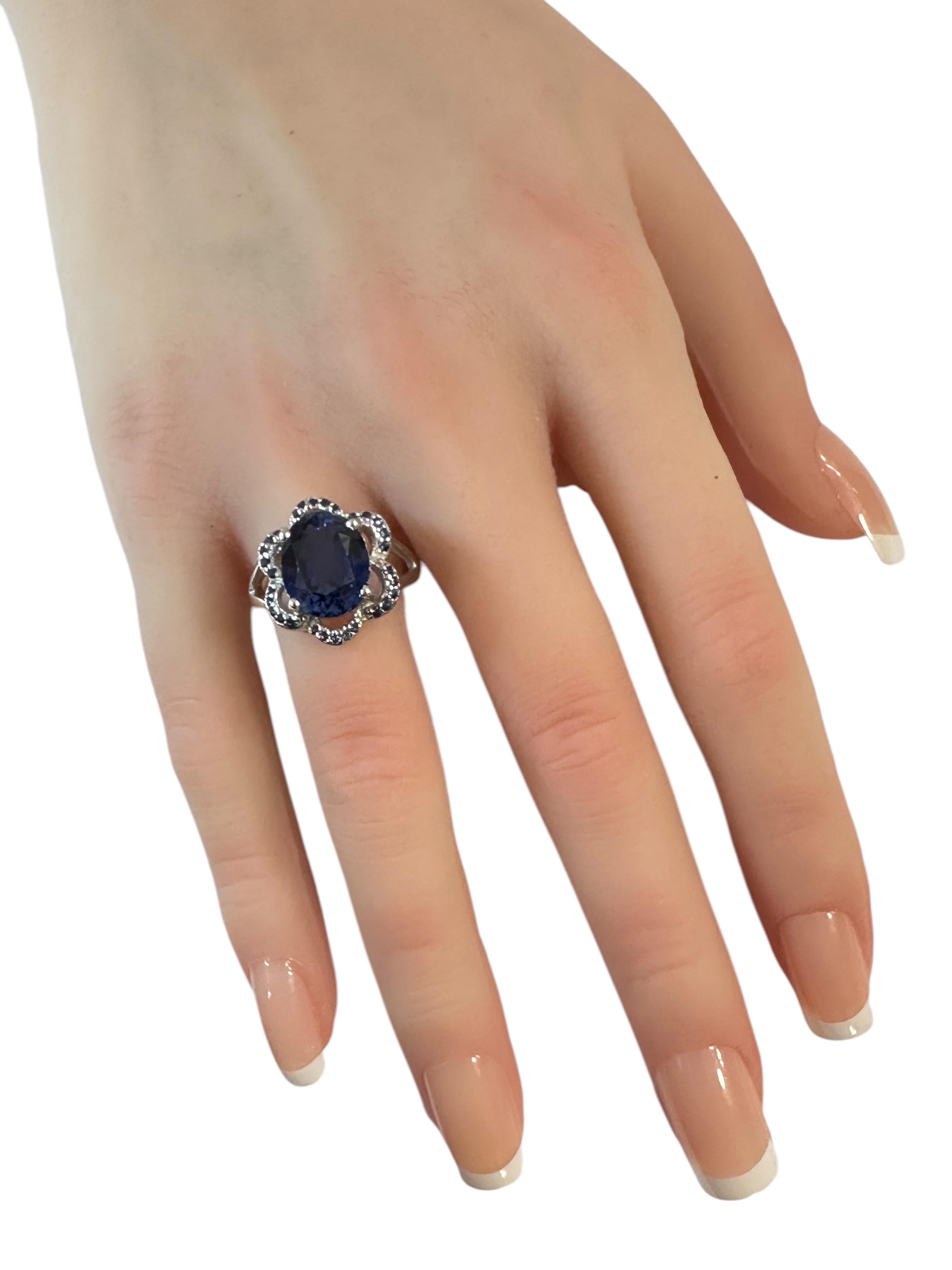 New African 5.20 Carat Oval & Diamond Cut Blue Sapphire Sterling Ring Size 7 For Sale 1