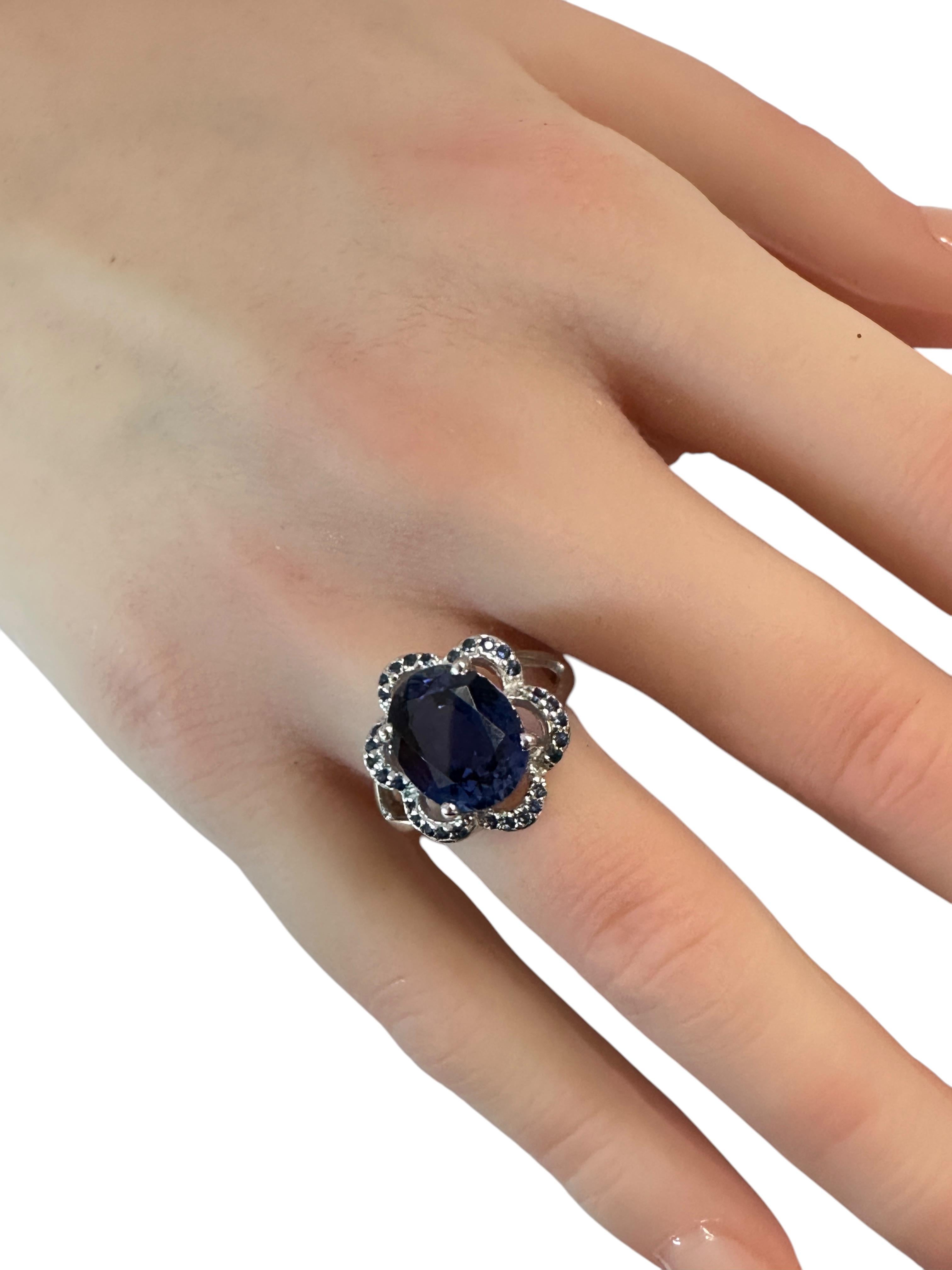 New African 5.20 Carat Oval & Diamond Cut Blue Sapphire Sterling Ring Size 7 For Sale 2