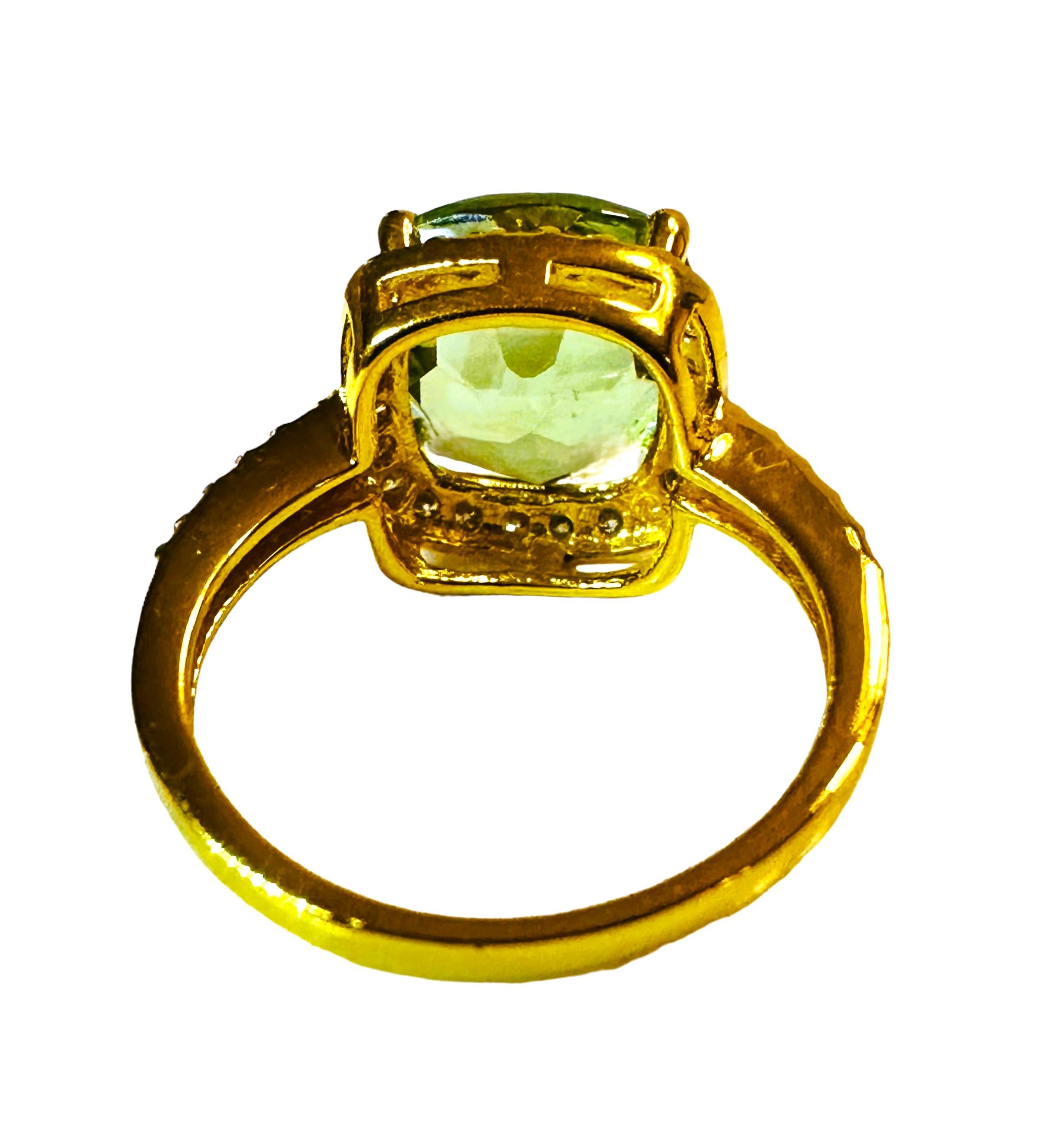 Neuer afrikanischer 5,20 Karat grüner Saphir Gelbgold vergoldeter Sterling-Ring (Art déco)