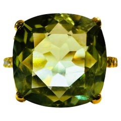 Neuer afrikanischer 5,20 Karat grüner Saphir Gelbgold vergoldeter Sterling-Ring