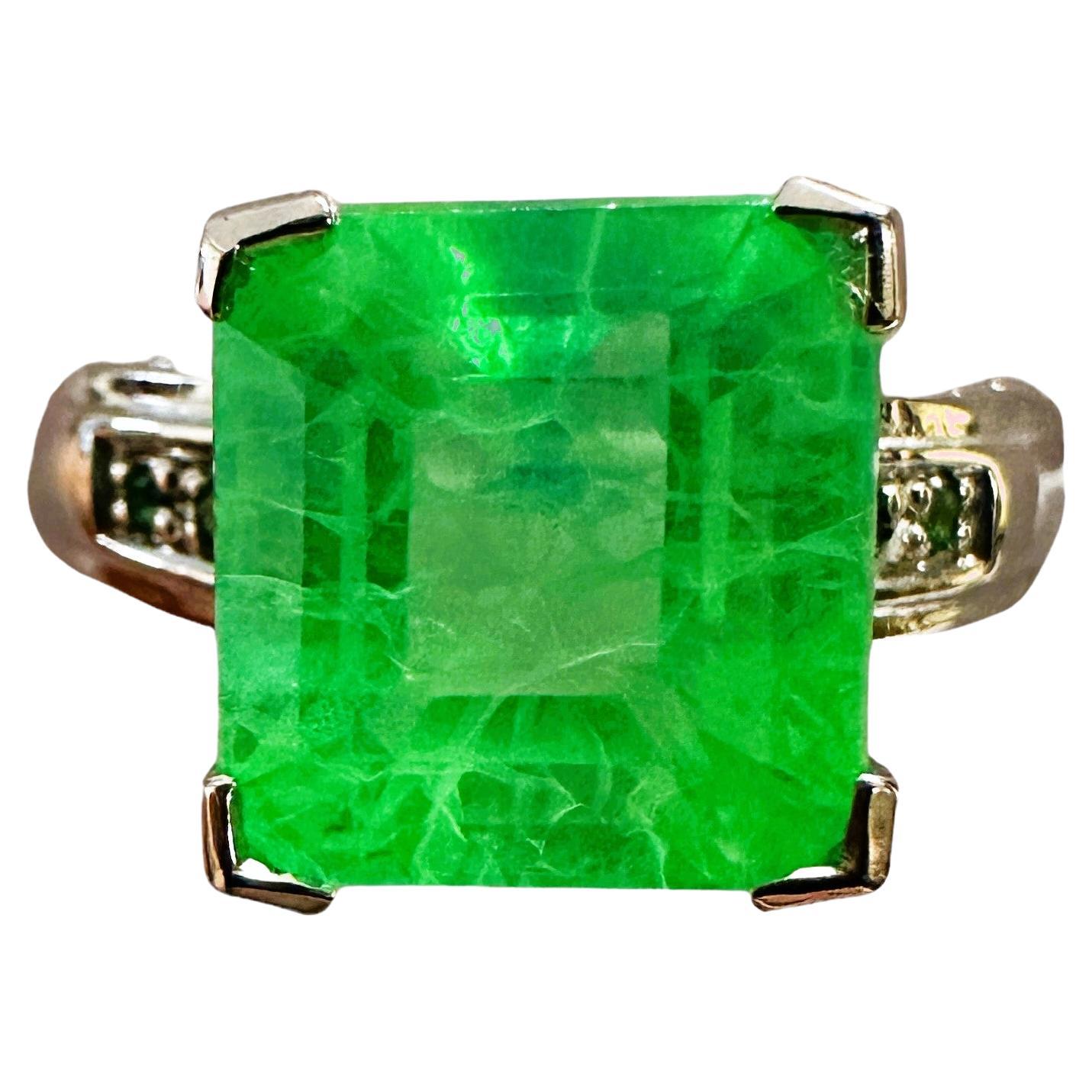 Neuer afrikanischer 5,40 Karat Smaragdgrüner Granat Saphir Sterling Ring Größe 7