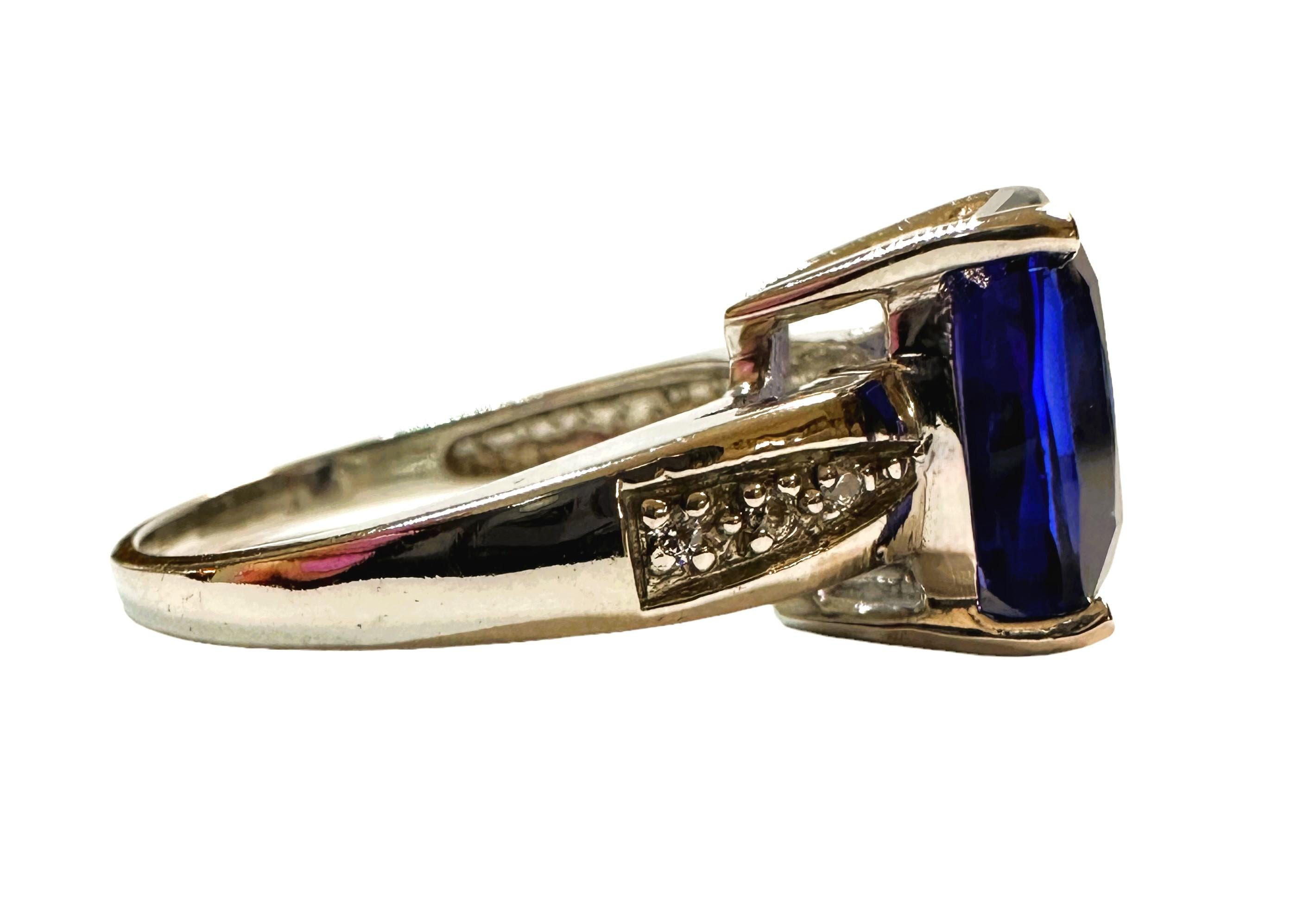 New African 5.80 Ct Cornflower Blue & White Sapphire Sterling Ring Size 6.75 In New Condition In Eagan, MN