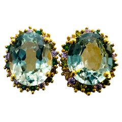 New African 6 ct Pastel Green Sapphire Yellow Gold Plated Sterling Post Earrings (orecchini in argento)