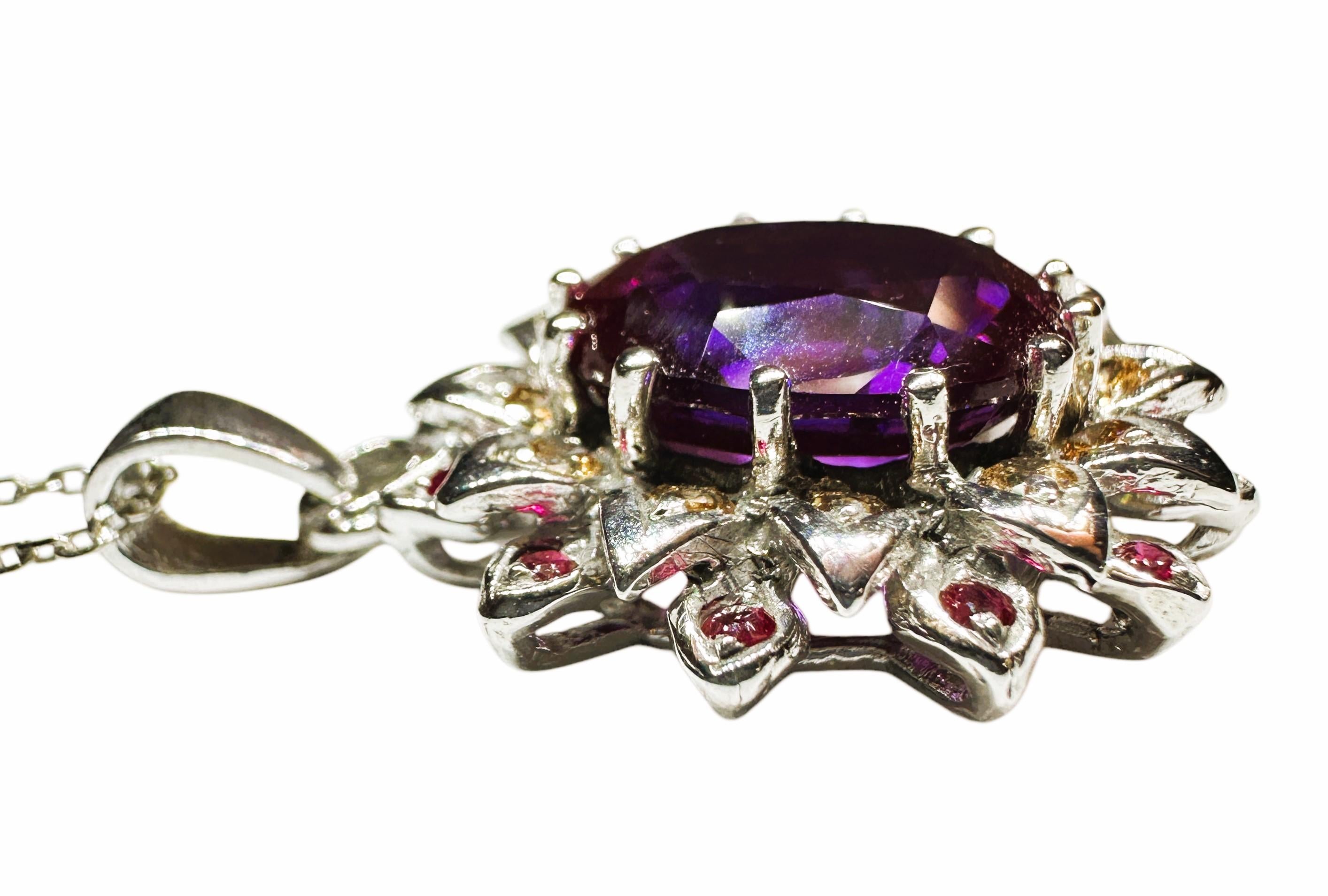 New African 6.25 ct Blue/Purple & Champagne & Purple Sapphire Sterling Necklace For Sale 2