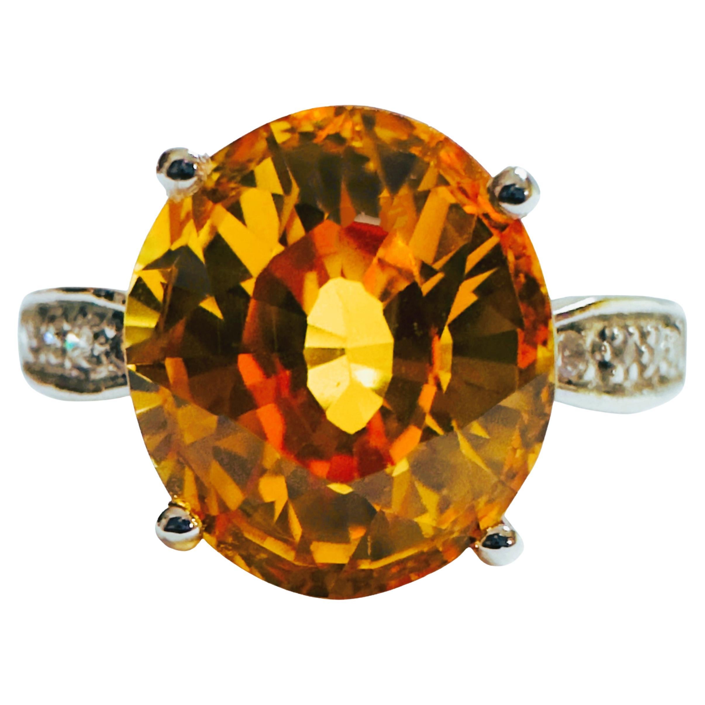 New African 6.30 ct IF Yellow Golden Sapphire & White Sapphire Sterling Ring For Sale