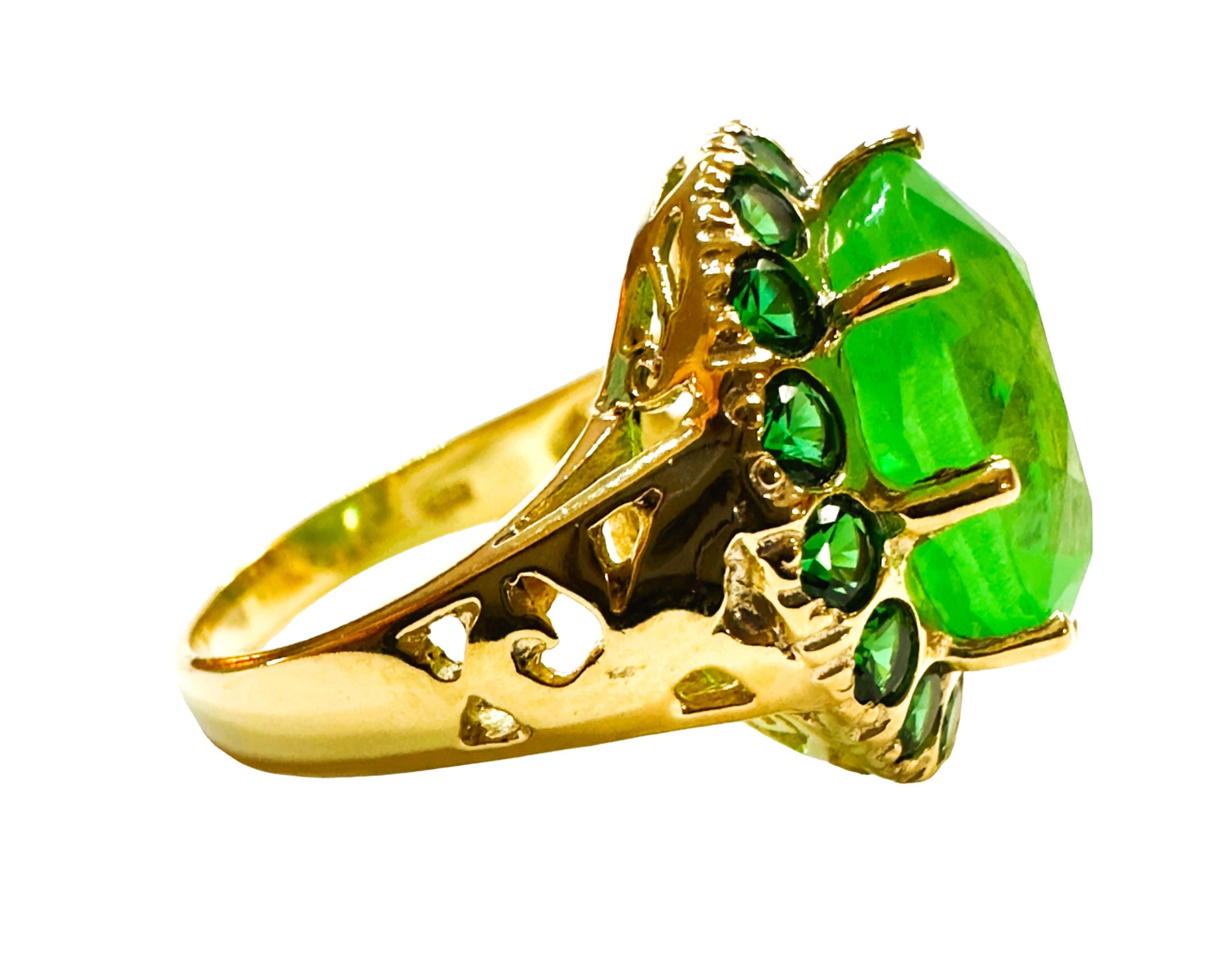 Oval Cut New African 7.60 Ct Emerald Green Garnet Sapphire & Tsavorite Sterling Ring  For Sale