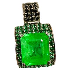 New African 8 Ct Green Garnet Sapphire & Tsavorite Sterling Pendant