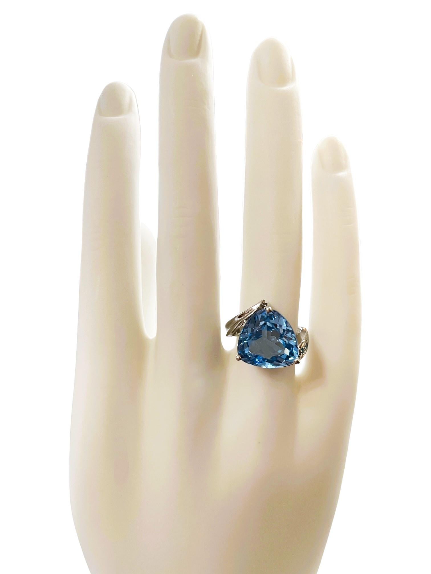 Afrikanischer 8.10 Karat Schweizer Blautopas und Paraiba-Blauer Apatit Sterling-Ring 2