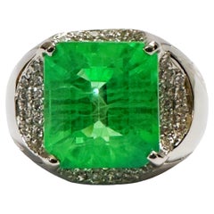 New African 8.20 Ct Emerald Green Garnet Sapphire Sterling Ring Size 7.75 New African 8.20 Ct Emerald Green Garnet Sapphire Sterling Ring Size 7.75