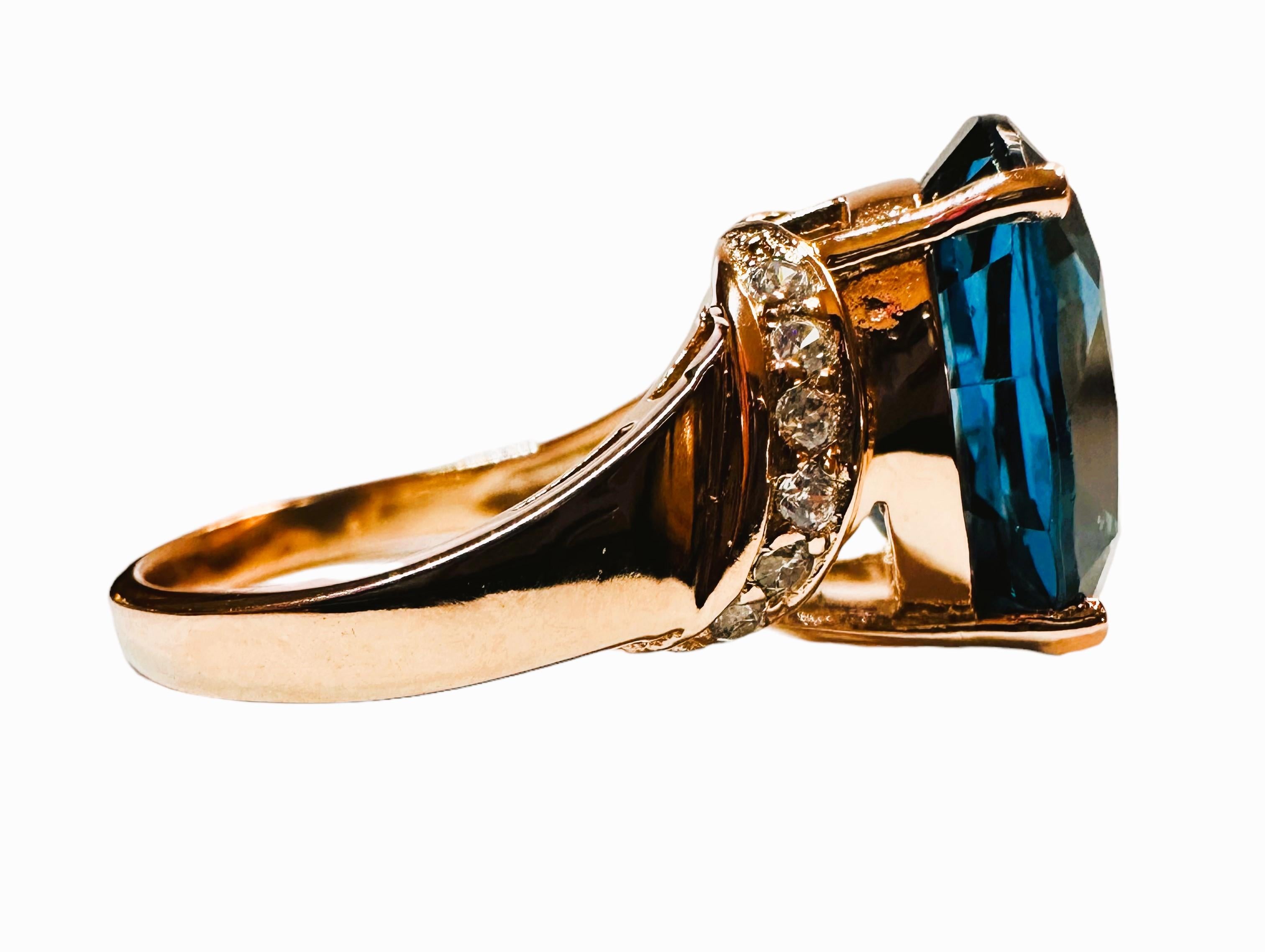 New African 9.3 Ct London Blue Topaz & White Sapphire RGold Plated Sterling Ring In New Condition In Eagan, MN