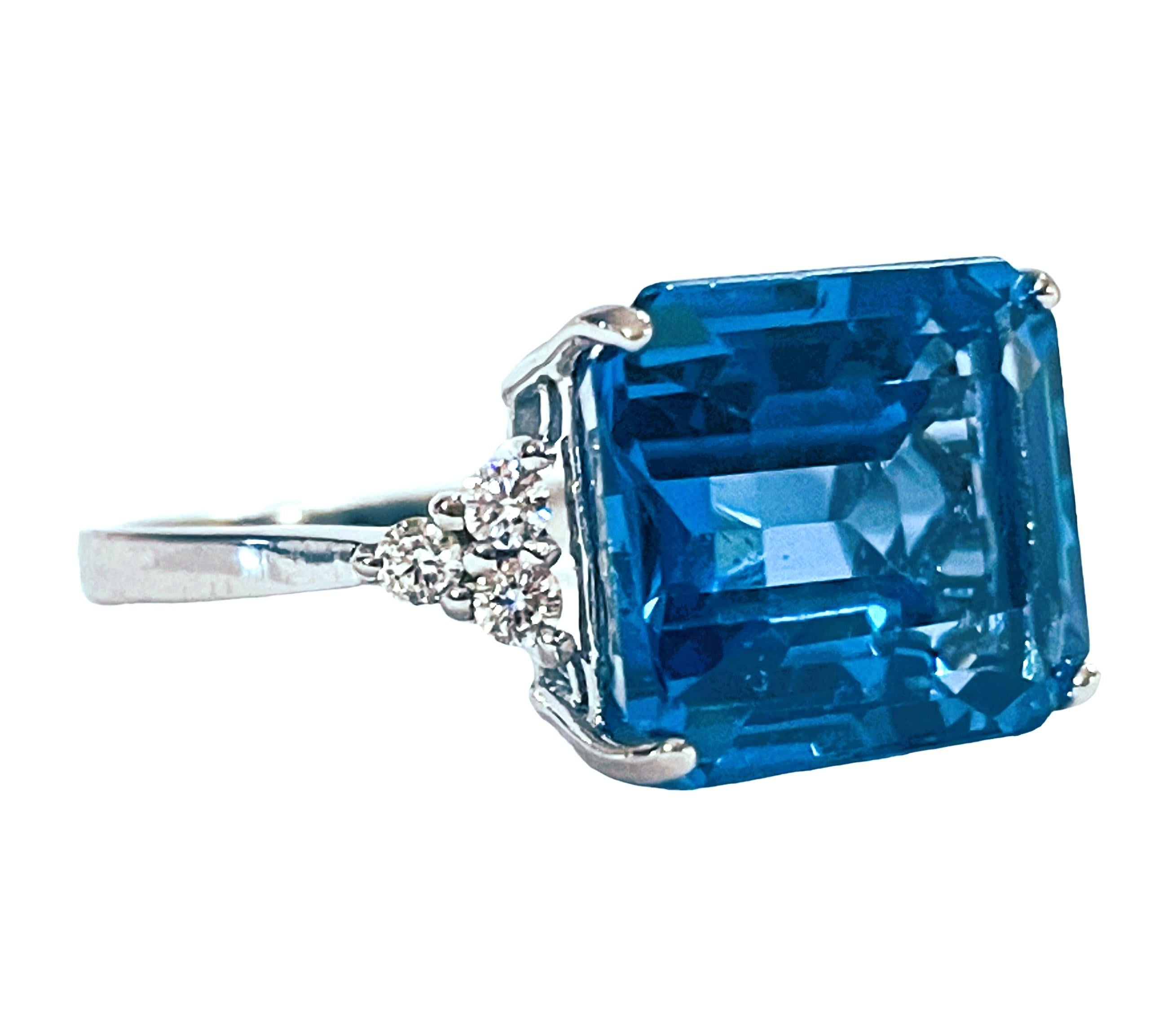 De las mujeres Nuevo anillo africano de 9,50 quilates de topacio azul suizo y zafiro blanco de ley
