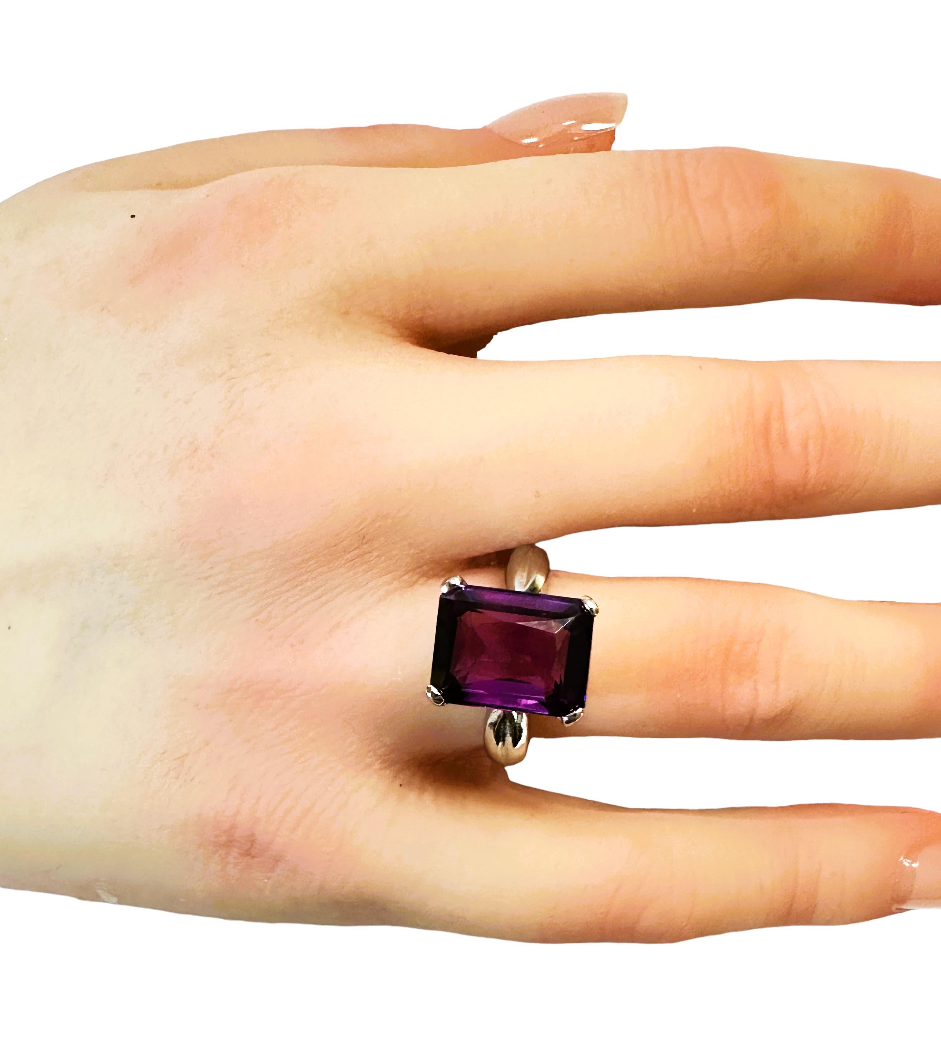 New African 9.60 Ct Blue Purple Sapphire Sterling Ring Size 6.5 For Sale 2