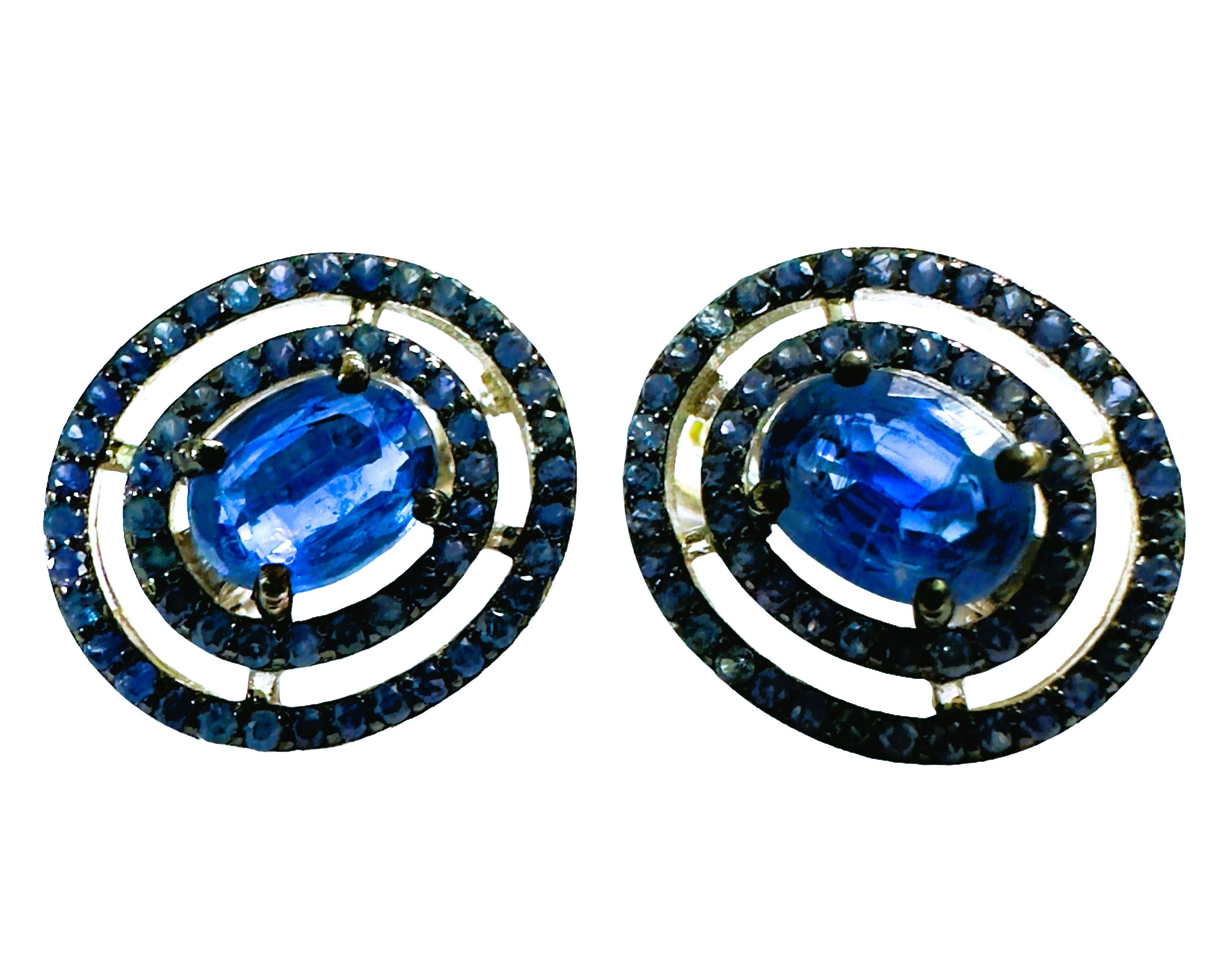 Oval Cut New African IF 2.44 ct Bluish Purple Sapphire White Gold Plate Sterling Earrings